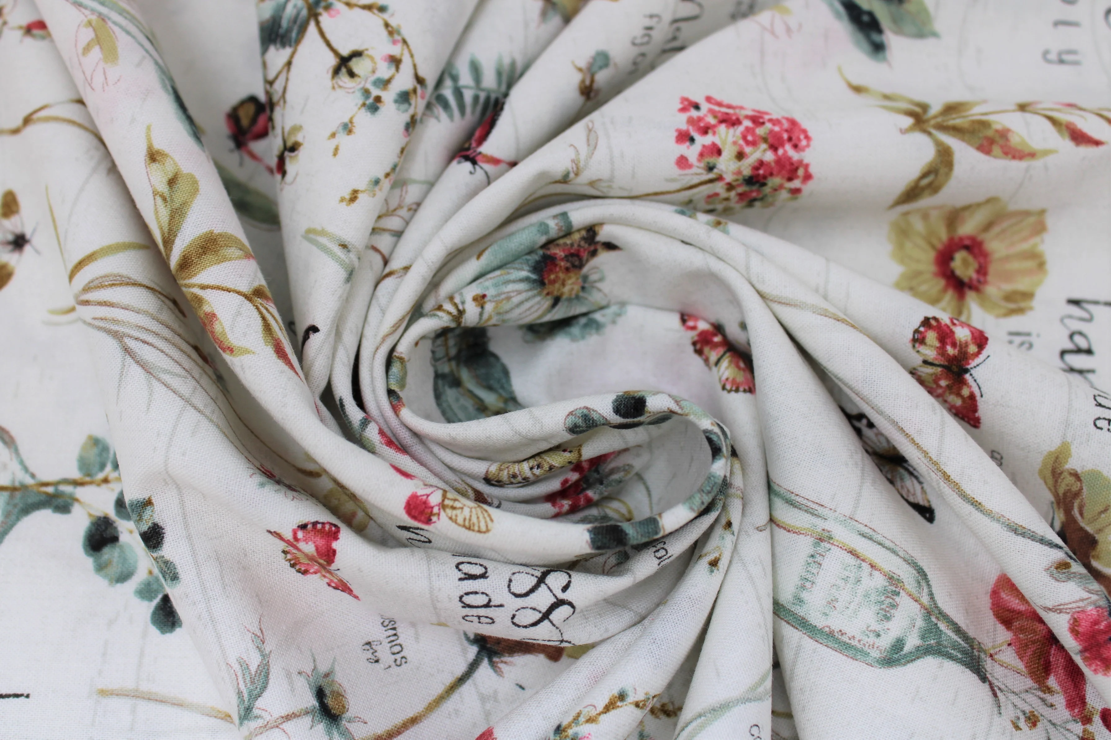 A Country Weekend - 44/45" - 100% Cotton - Lisa Audit - Image 6
