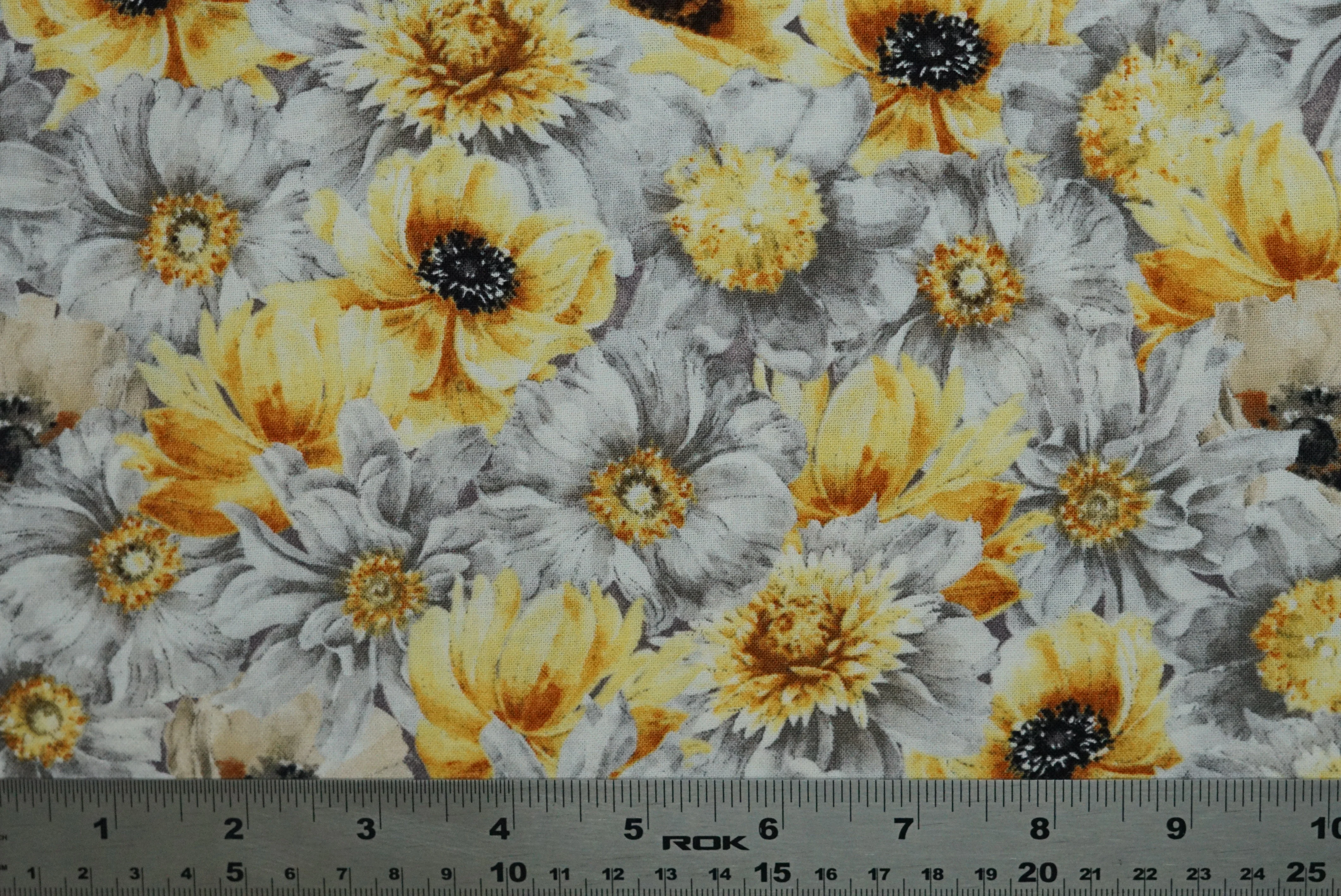 Fields of Gold - 44/45" - 100% Cotton - Image 15