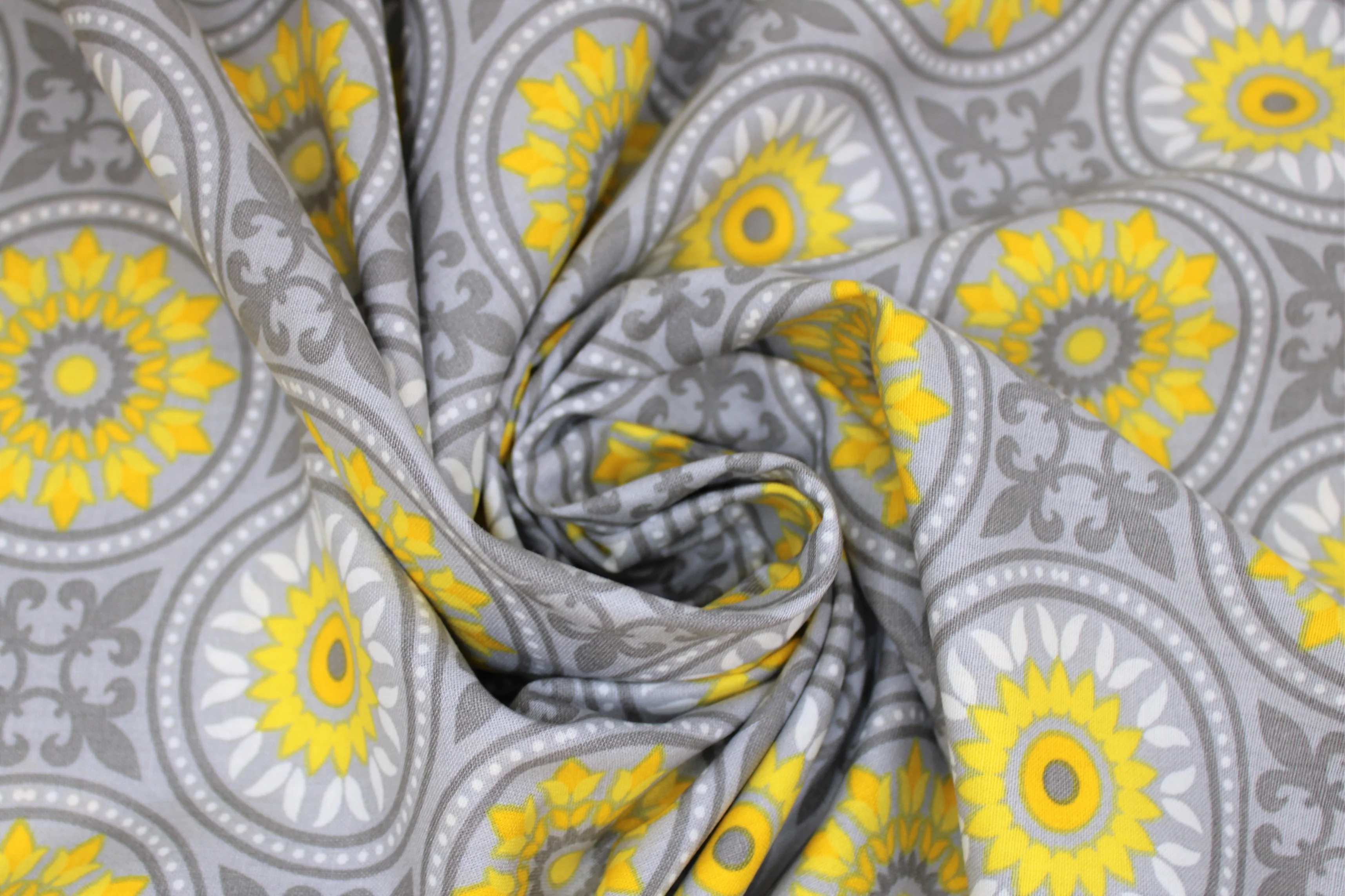 Sunshine - 44" - 100% Cotton - Image 13