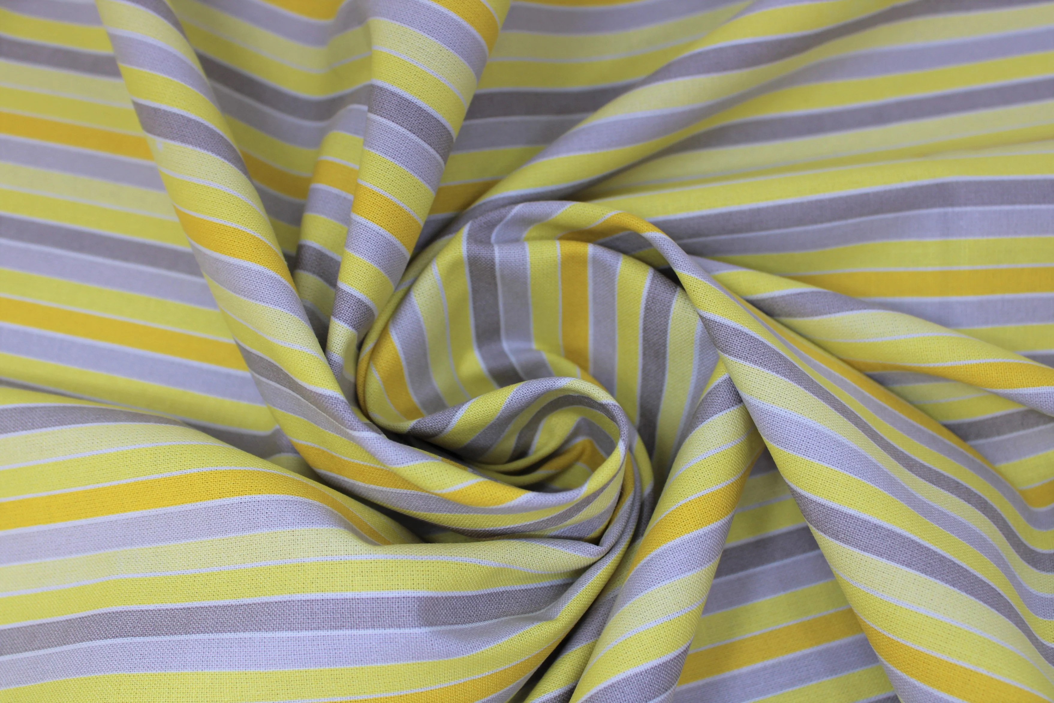 Sunshine - 44" - 100% Cotton - Image 3