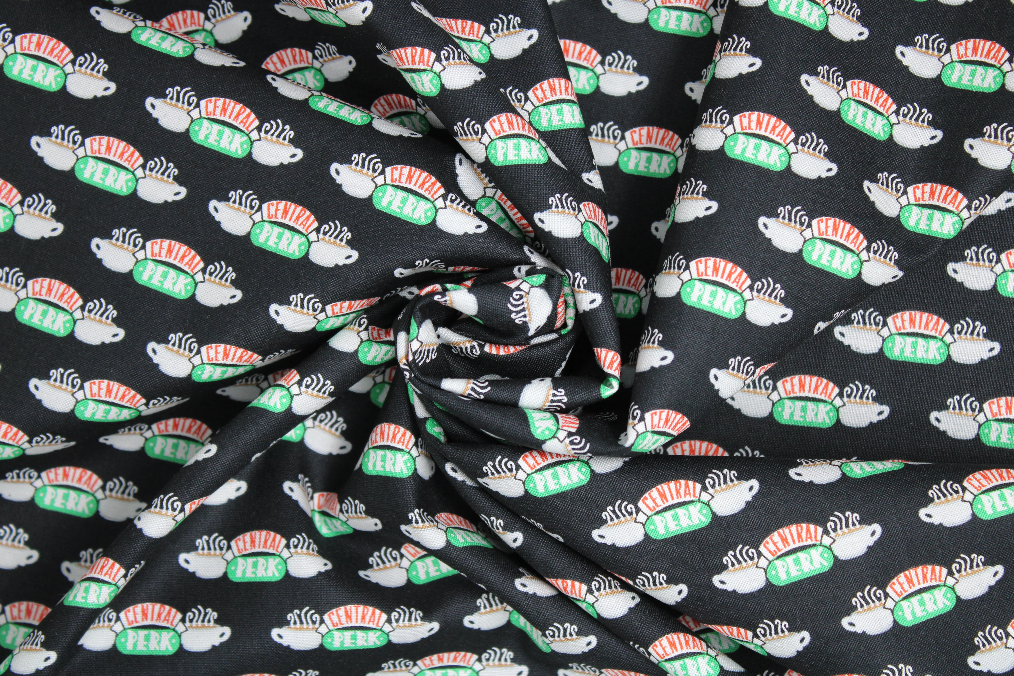 Friends - 45" - 100% Cotton - Image 3