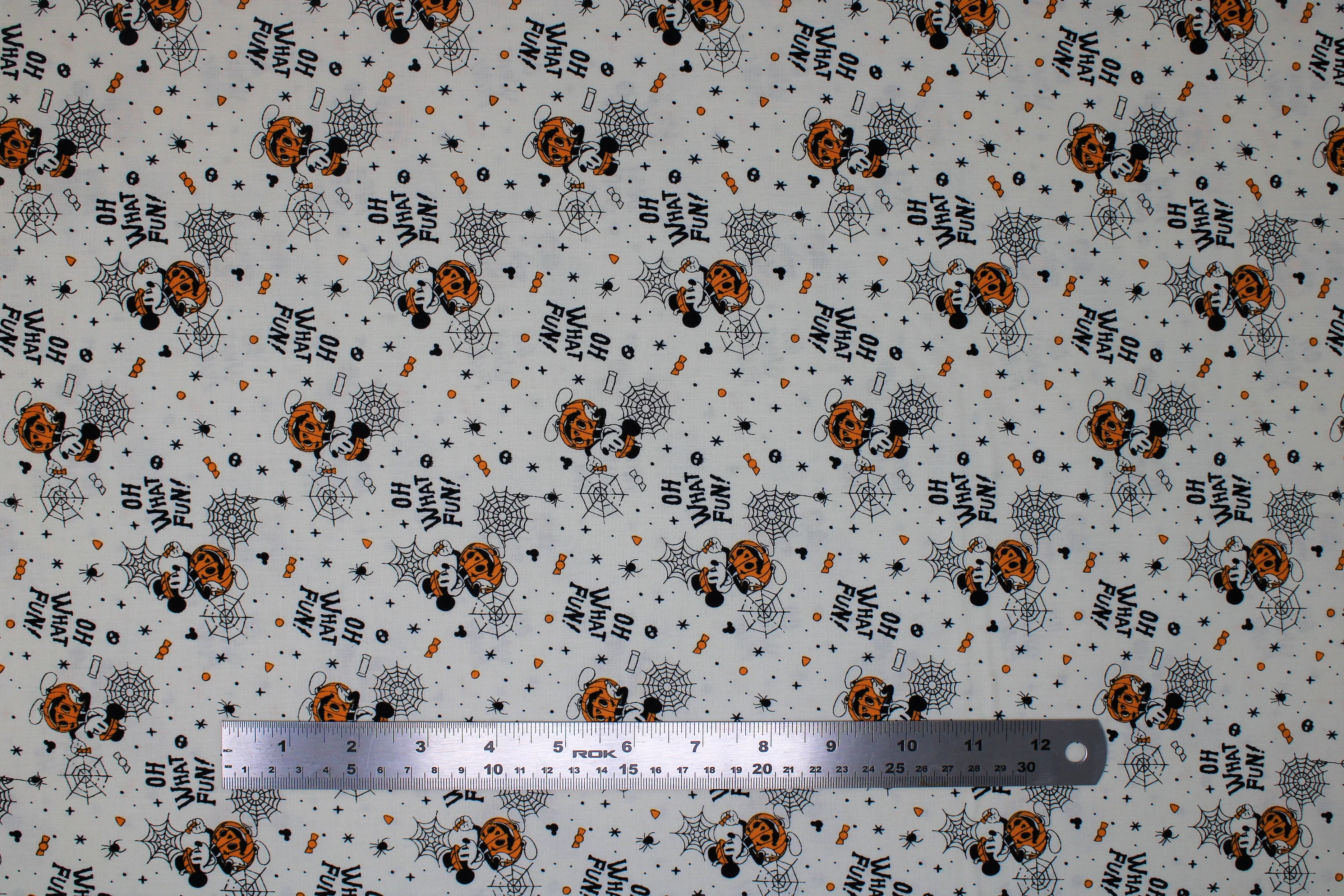 Holiday Mickey - 45" - 100% Cotton - Image 2