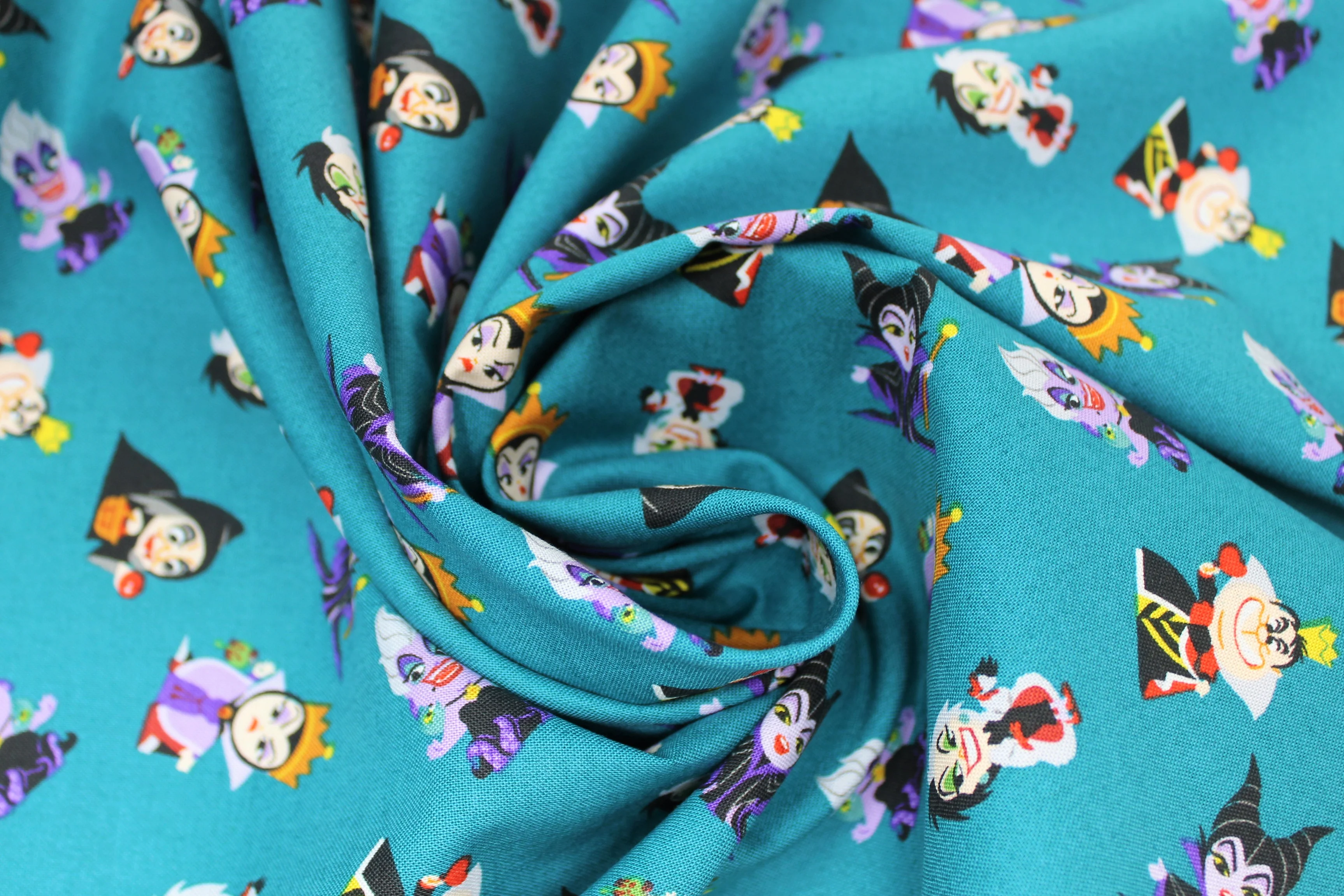 The Day of the Little World - 45" - 100% Cotton - Image 3
