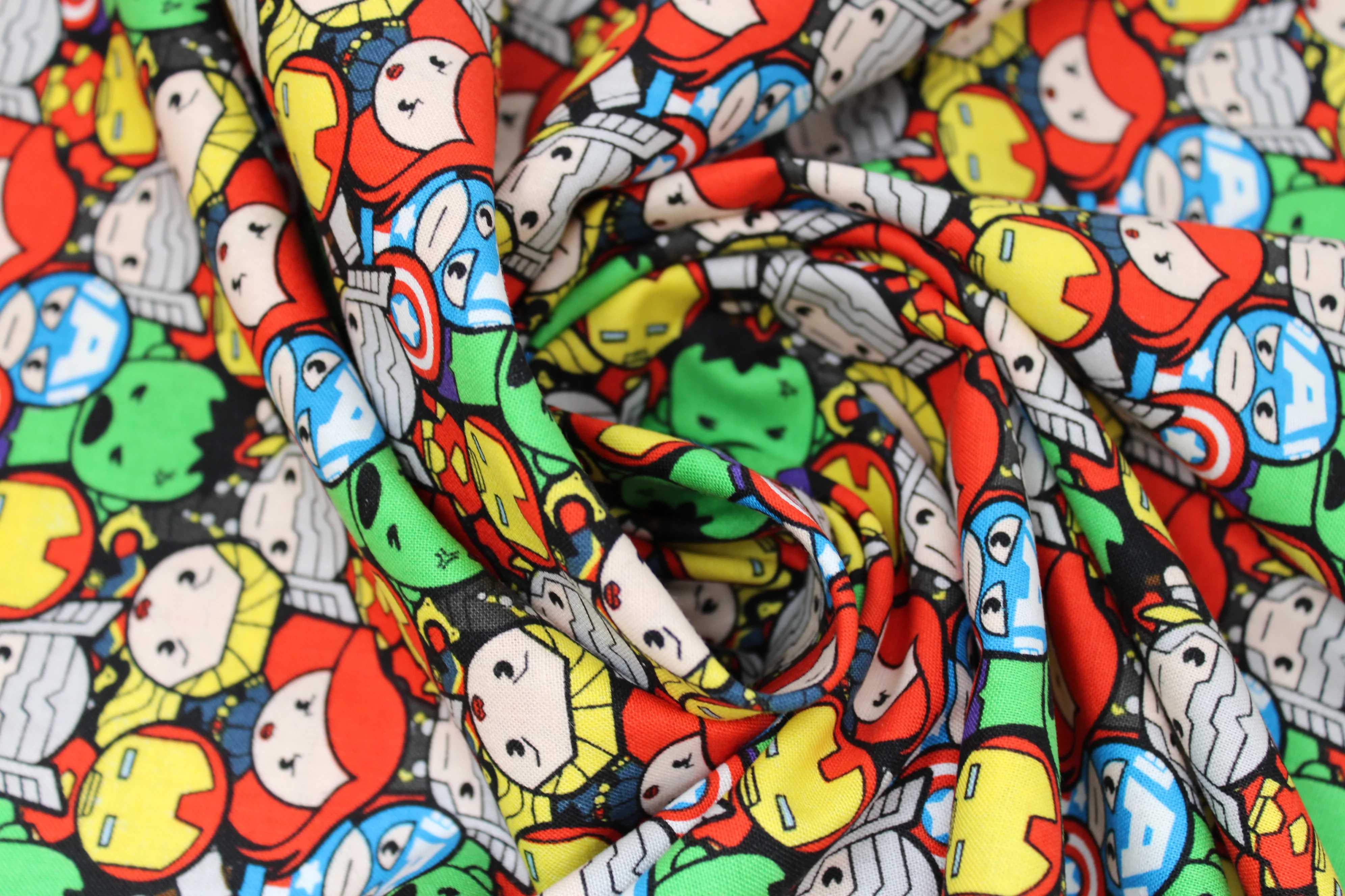 Marvel's Avengers - 44" - 100% Cotton - Image 3