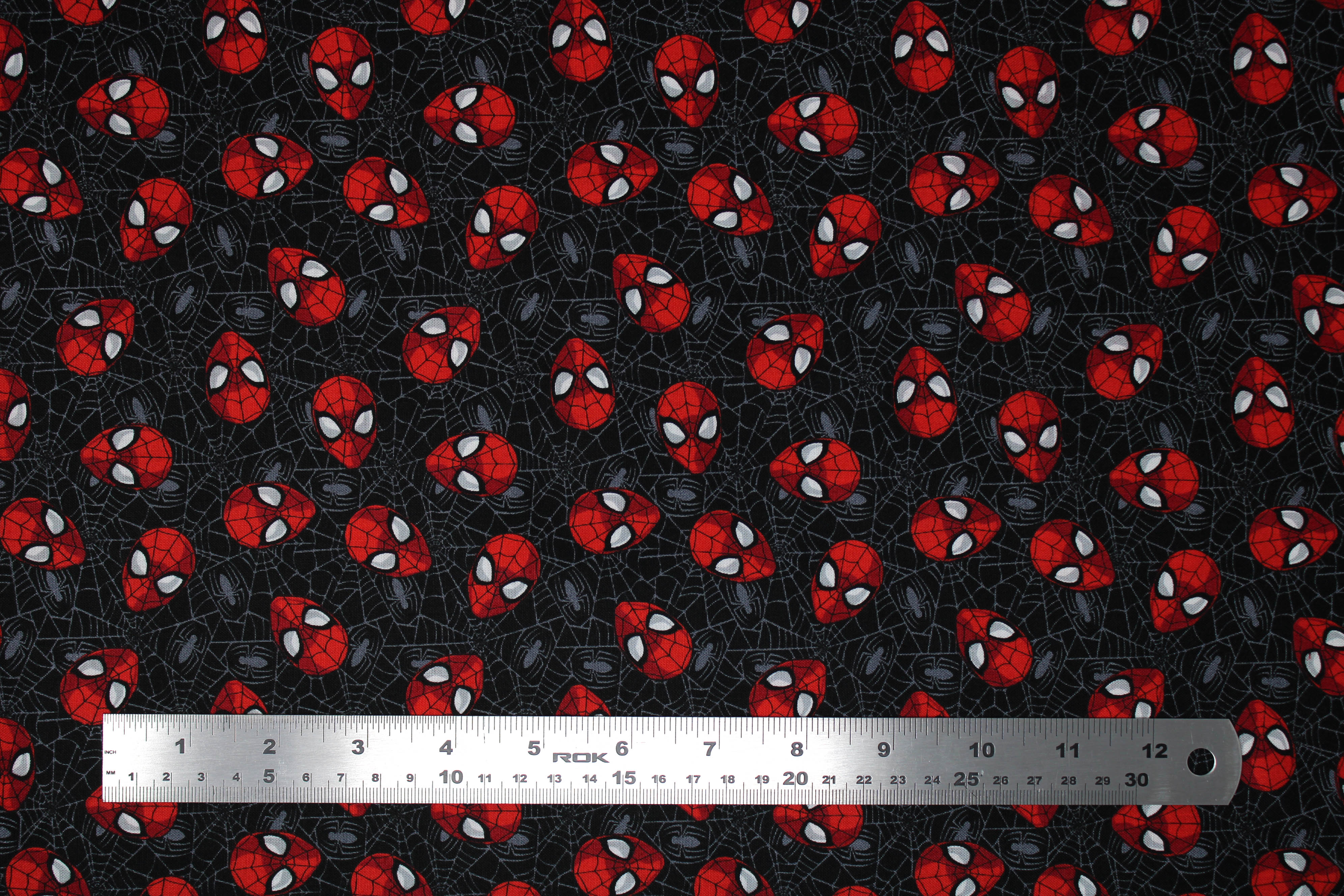 Marvel's Avengers - 44" - 100% Cotton - Image 4
