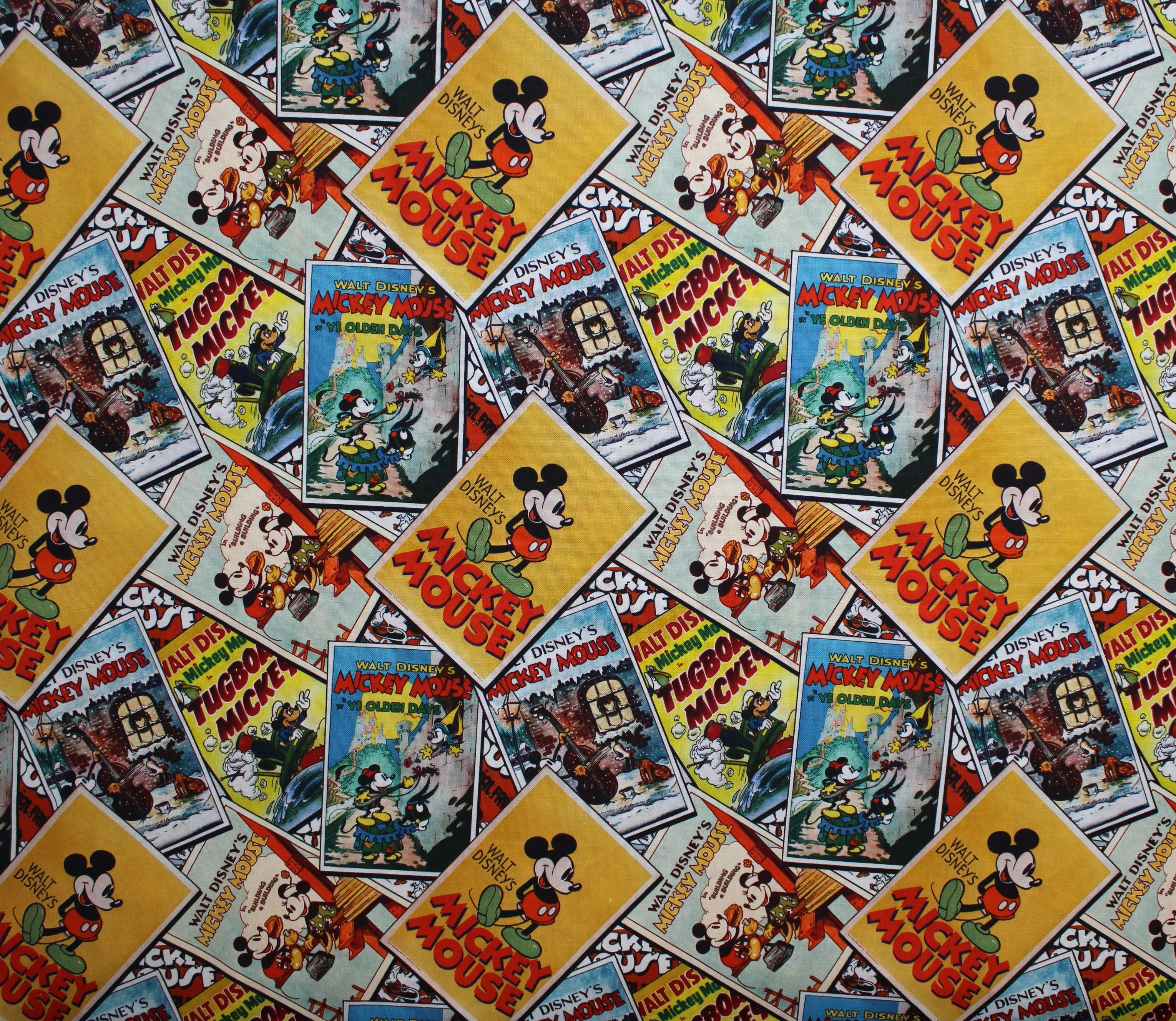 Mickey And Minnie Classic Poster Stack - 45" - 100% cotton - Image 2