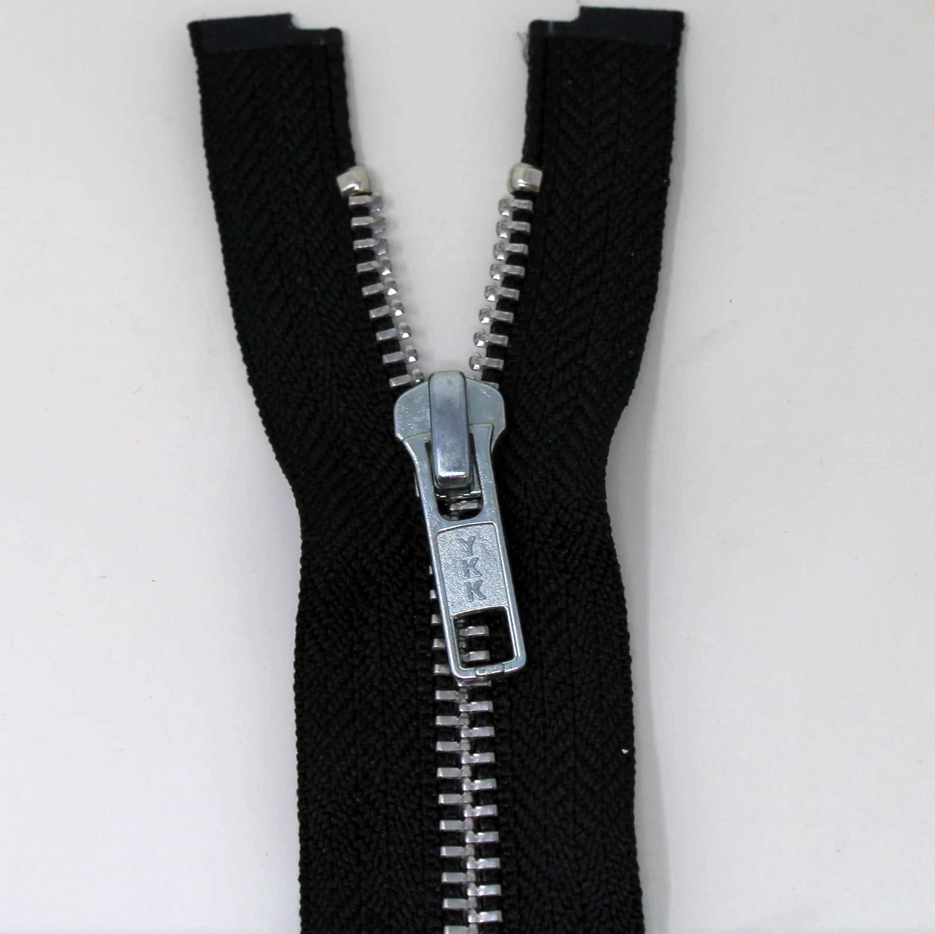 Activewear One Way Separating Zipper - Medium Weight - Image 3