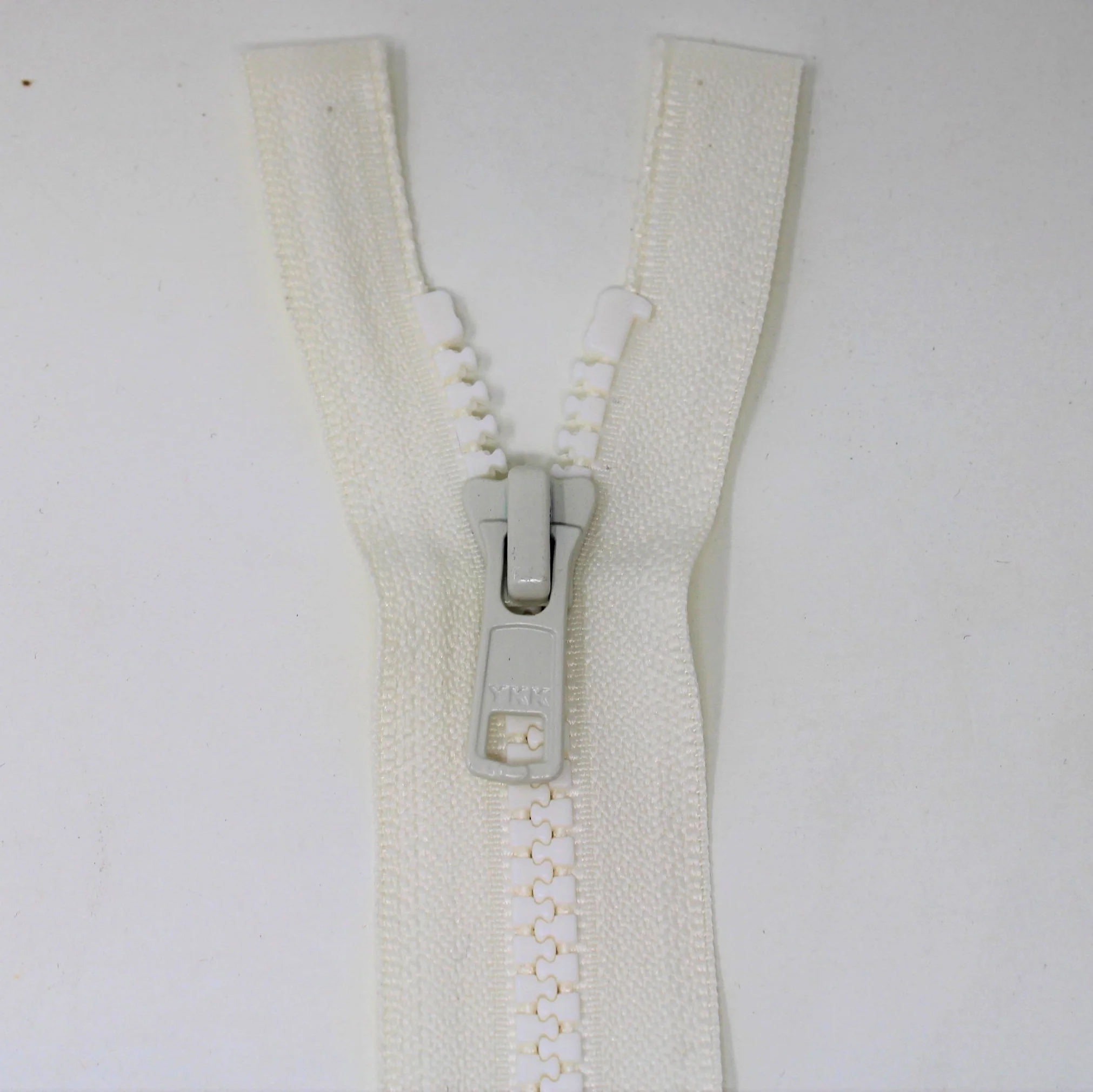 Activewear One Way Separating Zipper - Medium Weight - Image 7