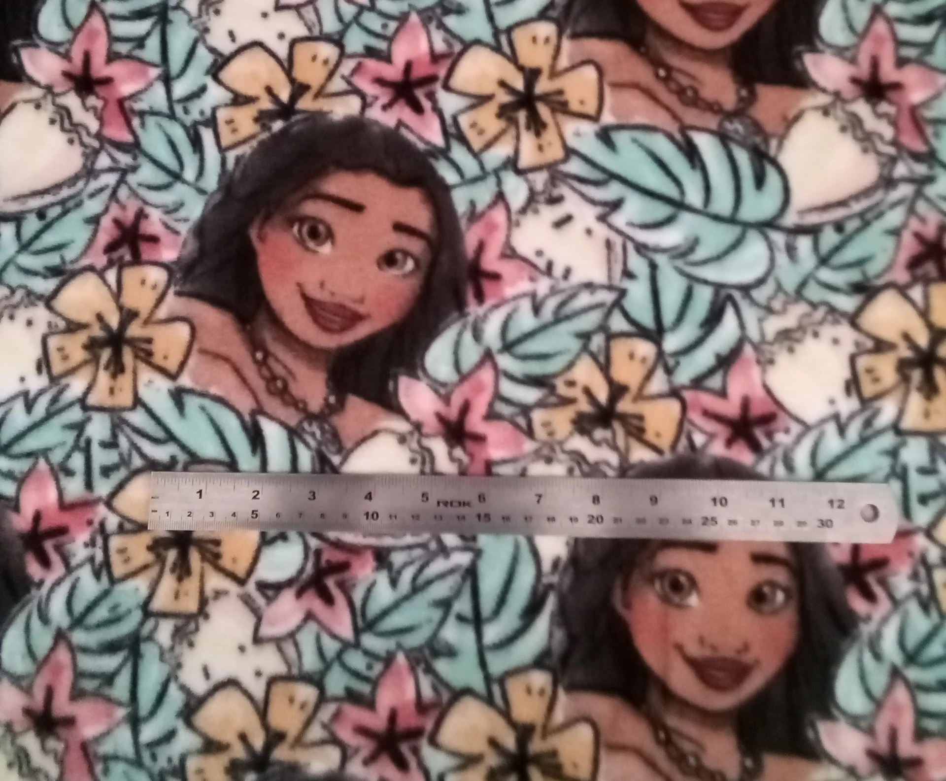 Disney Princess - 58/60" - 100% Polyester Fleece - Image 2