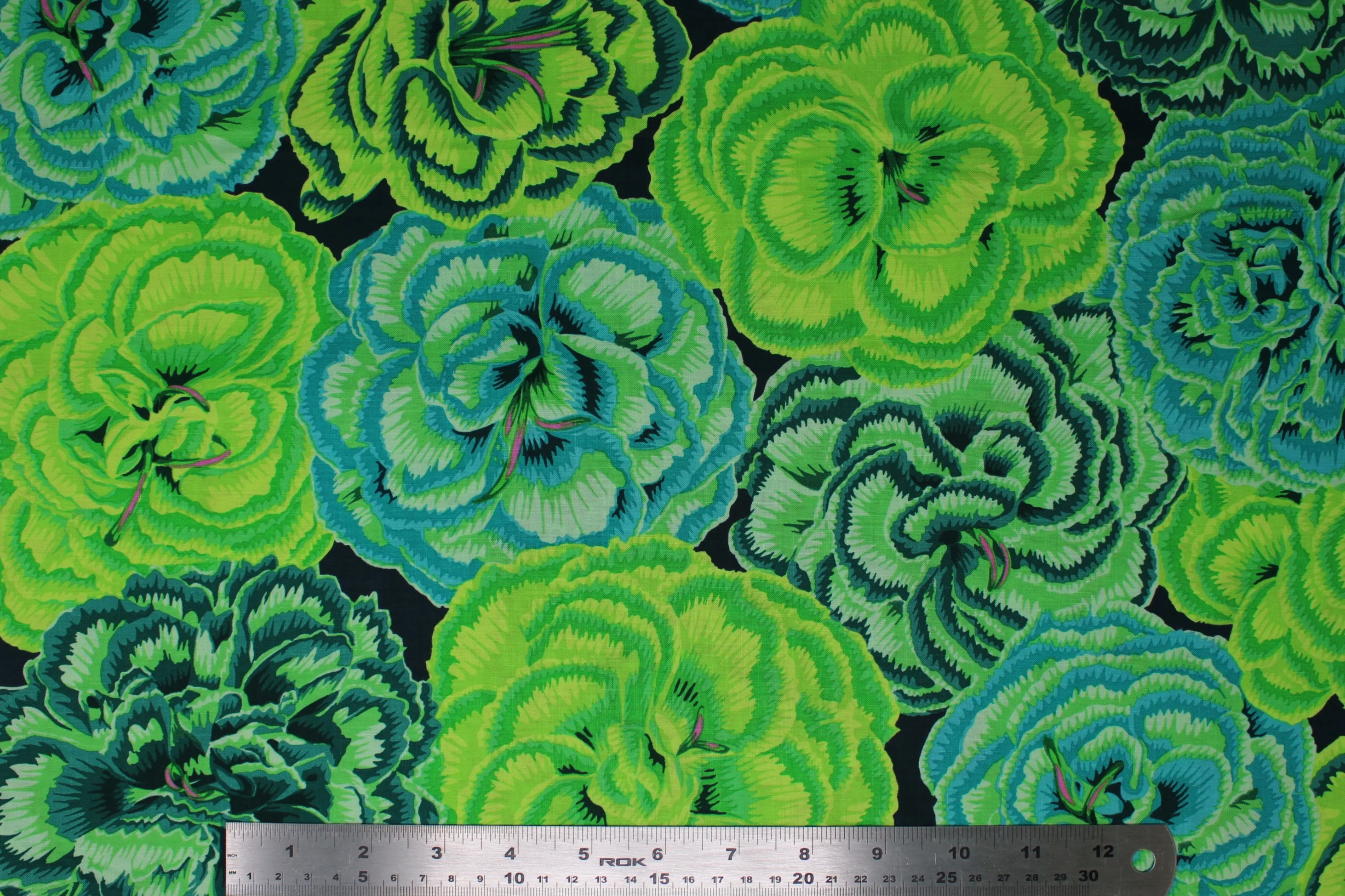 August 2025 - 45" - 100% cotton - Kaffe Fassett Collective - Image 10