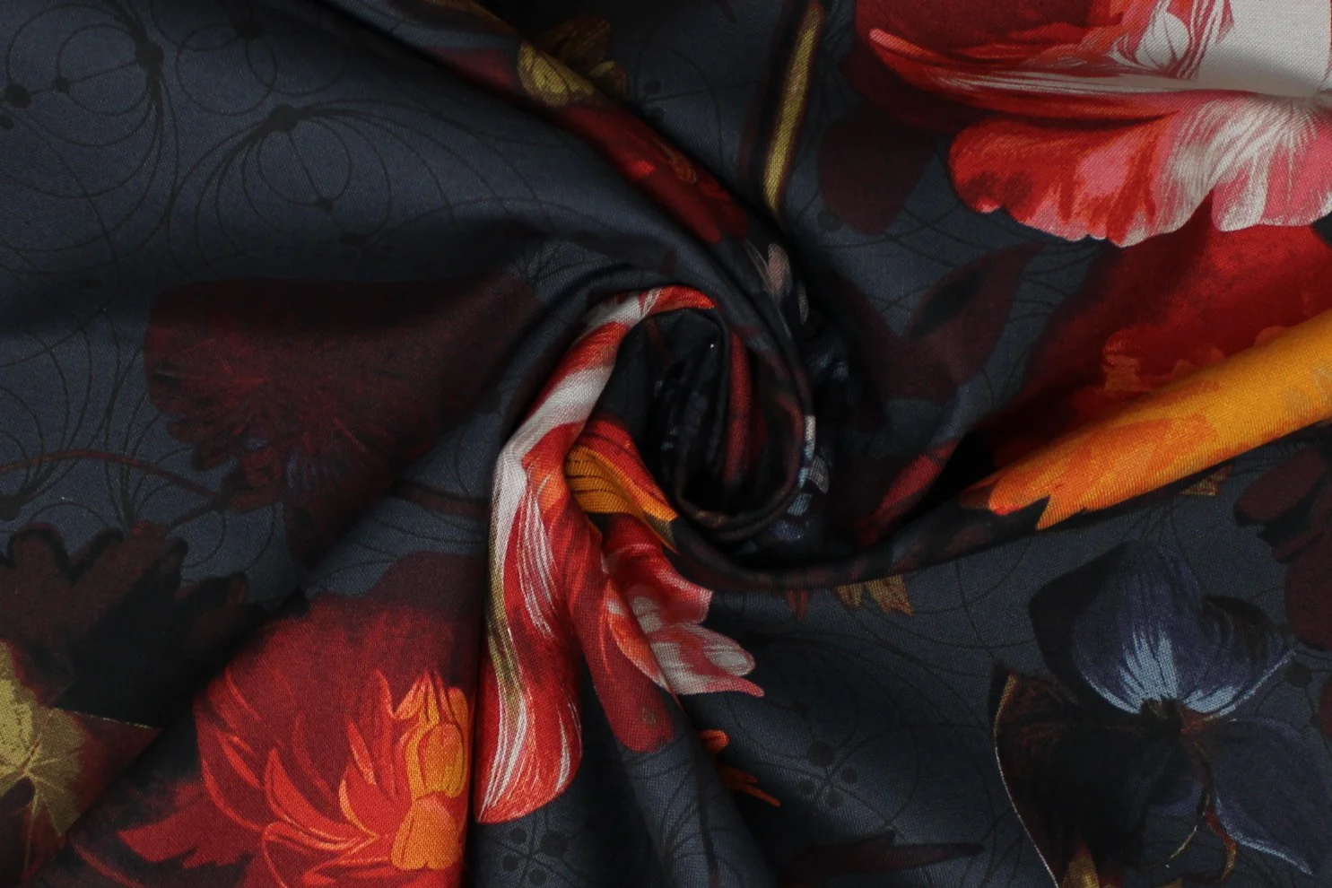 Enrapture - 44/45" - 100% cotton - Image 7