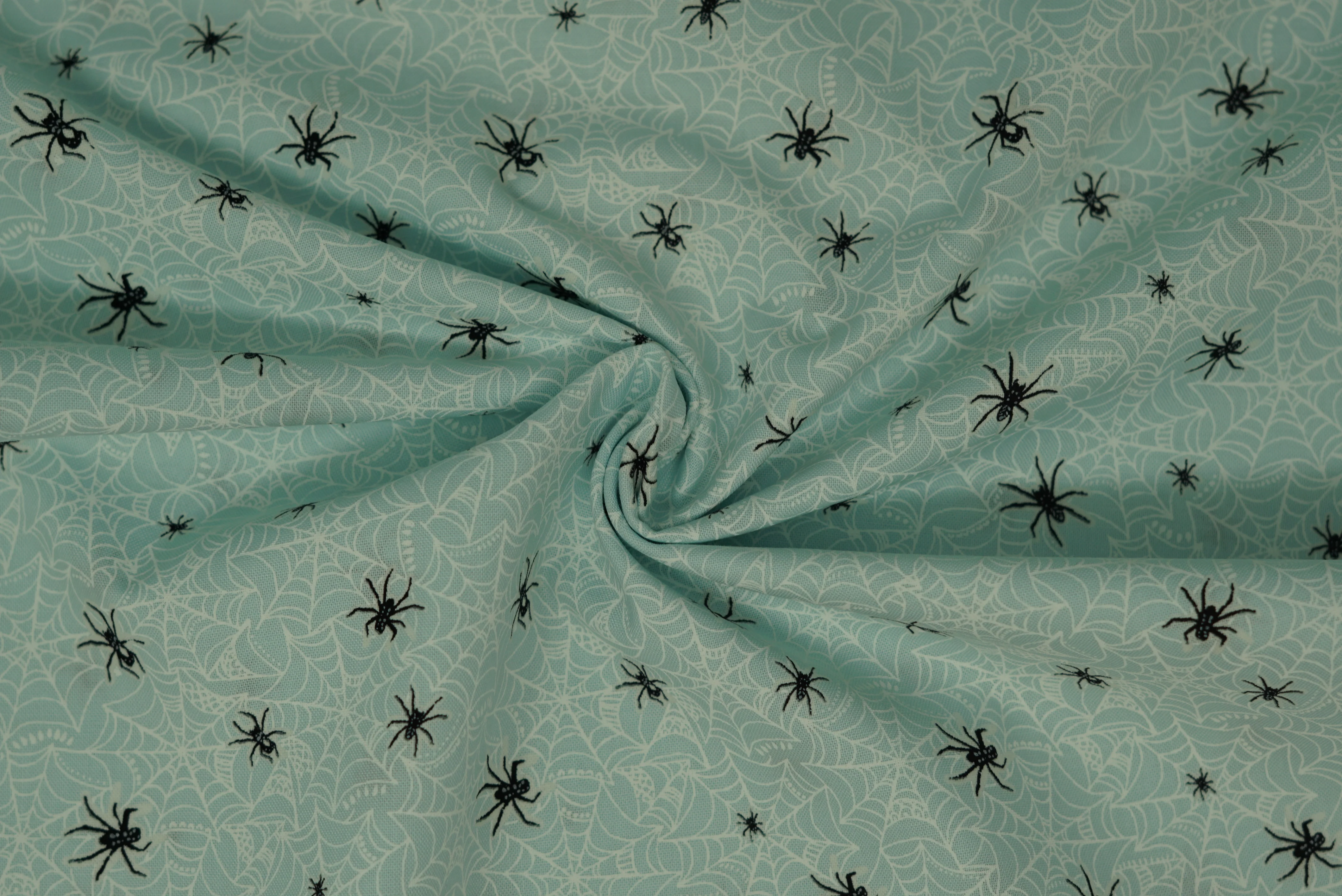 Spellbound - 44/45" - 100% Cotton - Image 4