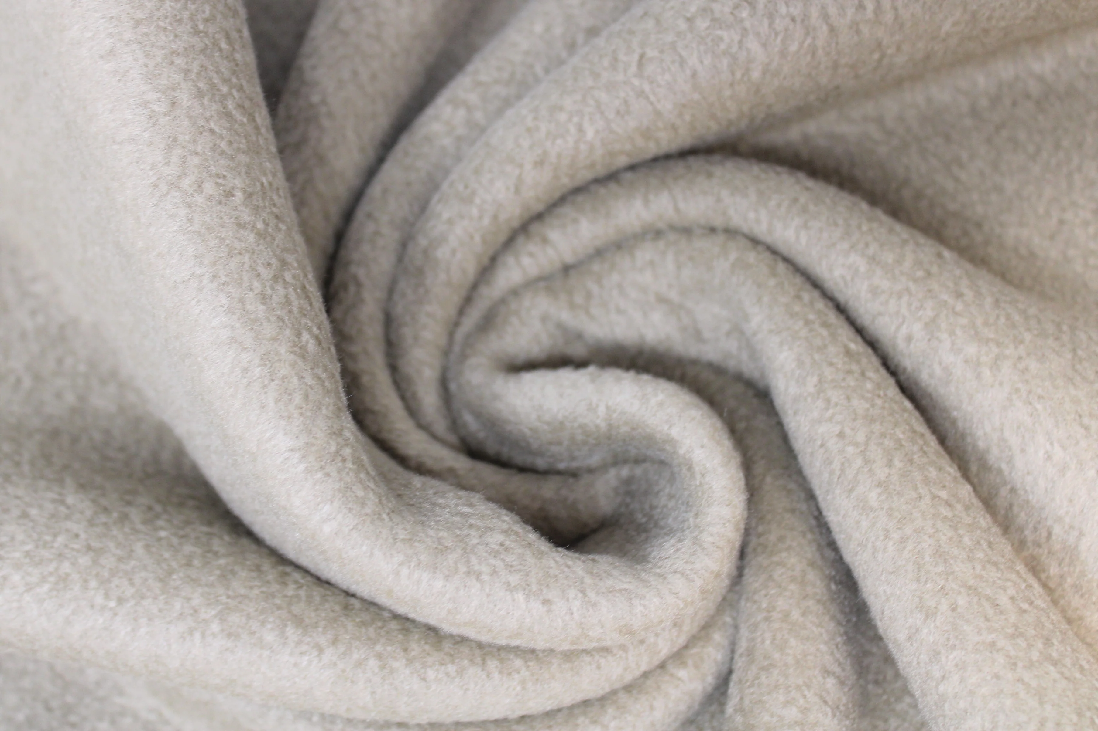 Polar Fleece 14oz - 59" - 100% Polyester Fleece - Image 9
