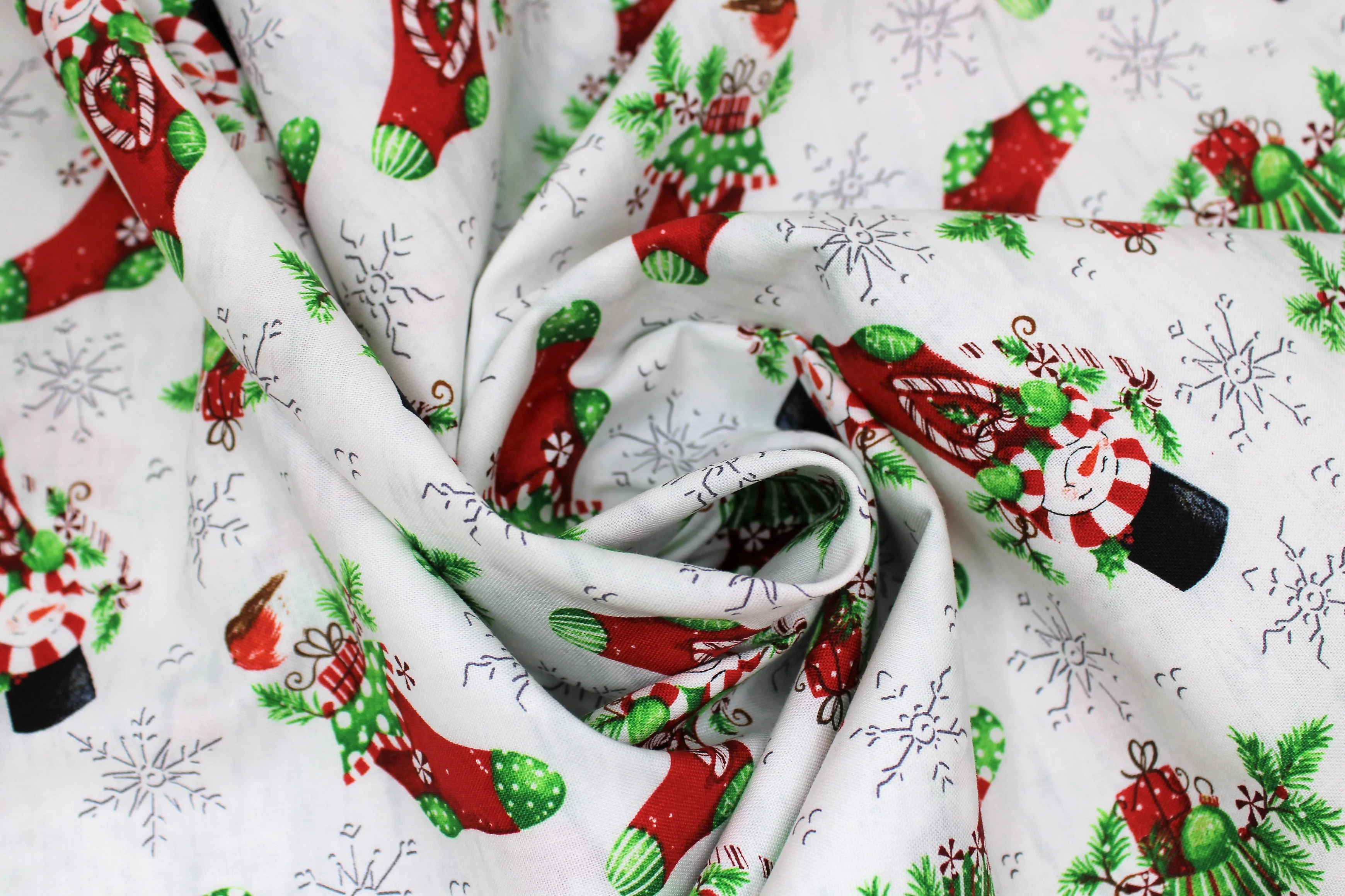 All That Glitters is Snow - 45" - 100% Cotton - Image 3