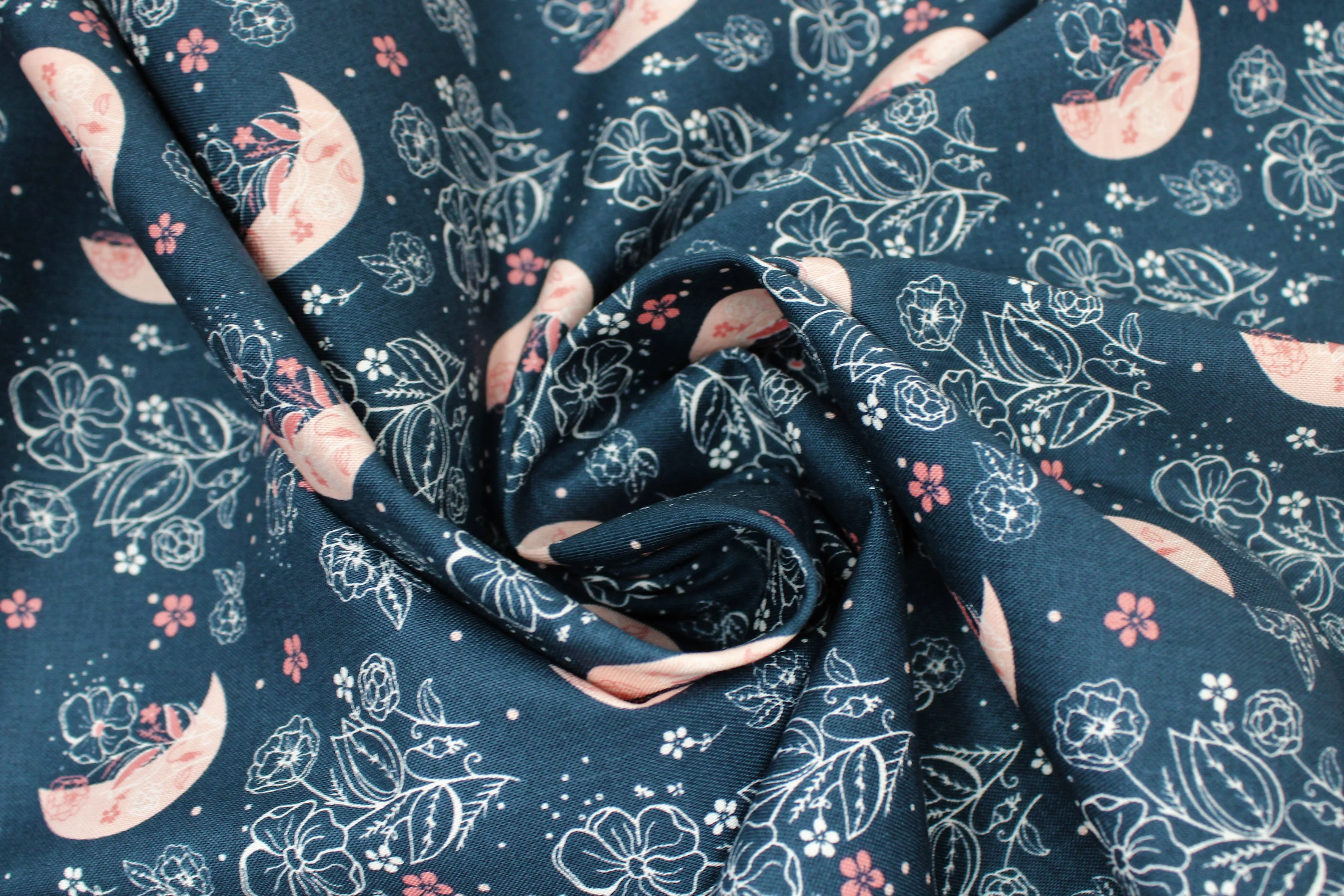 Beneath the Western Sky - 45" - 100% Cotton - Image 3