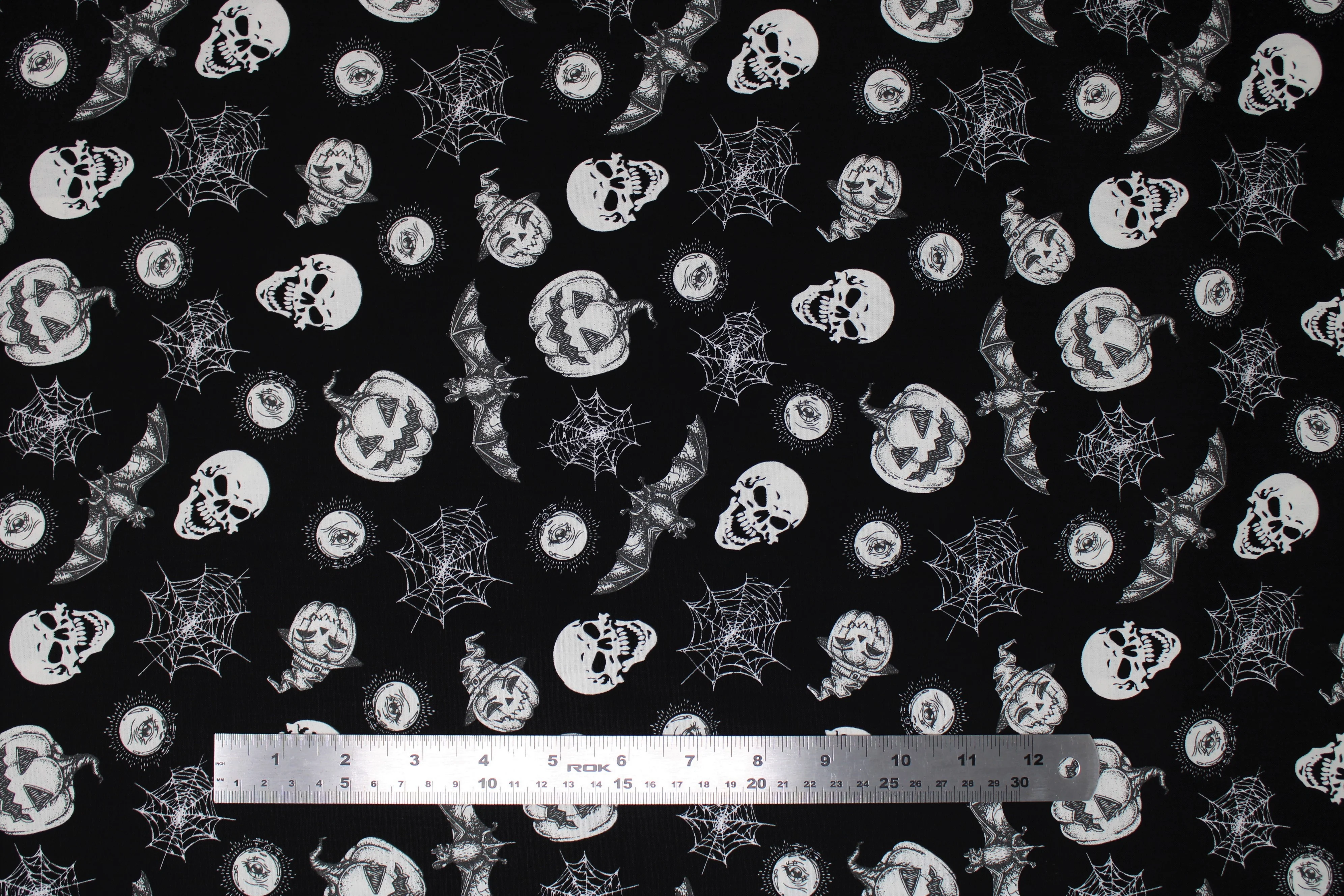 Hocus Pocus - 45" - 100% Cotton - Image 18