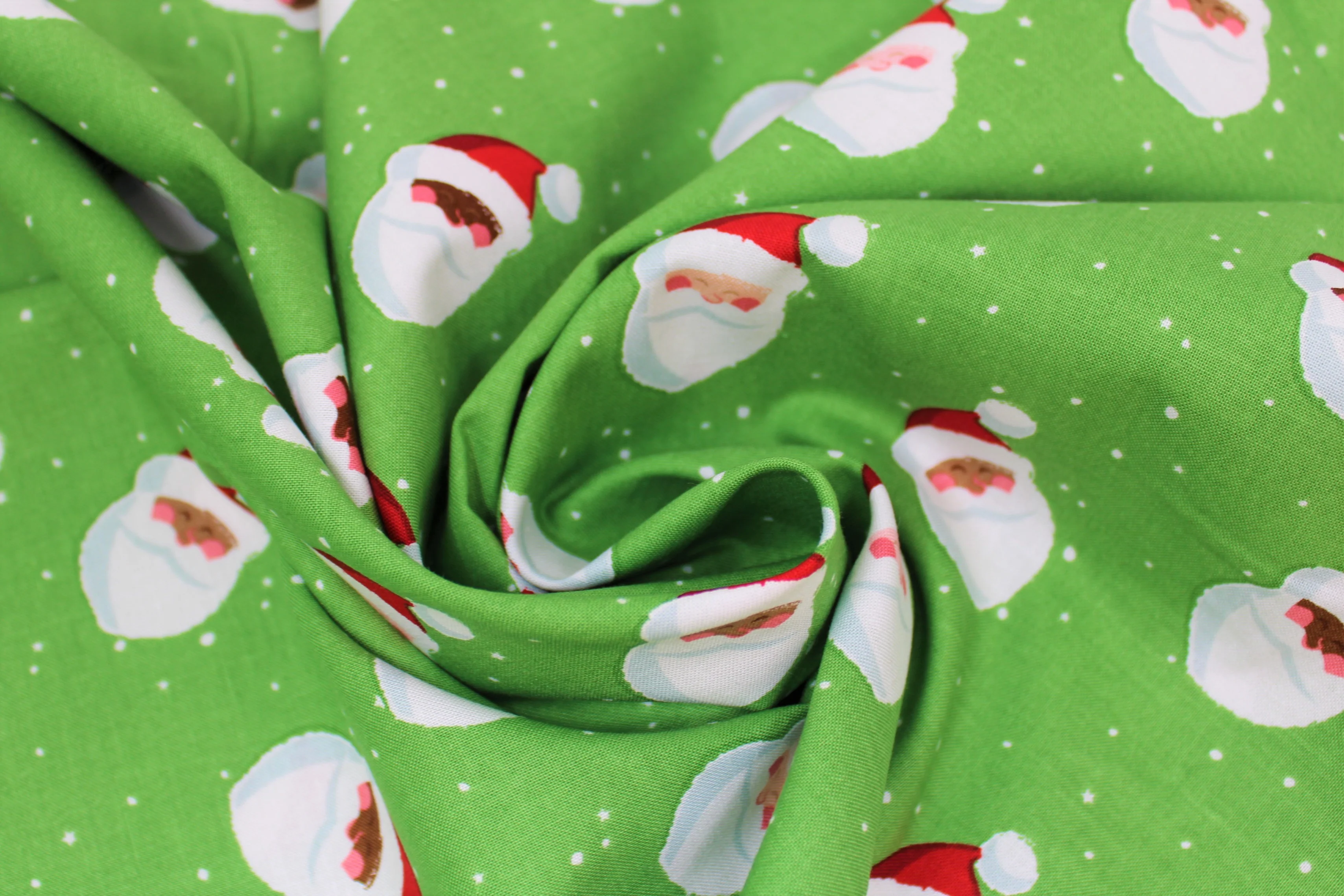 Holly Holiday - 45" - 100% Cotton - Image 5