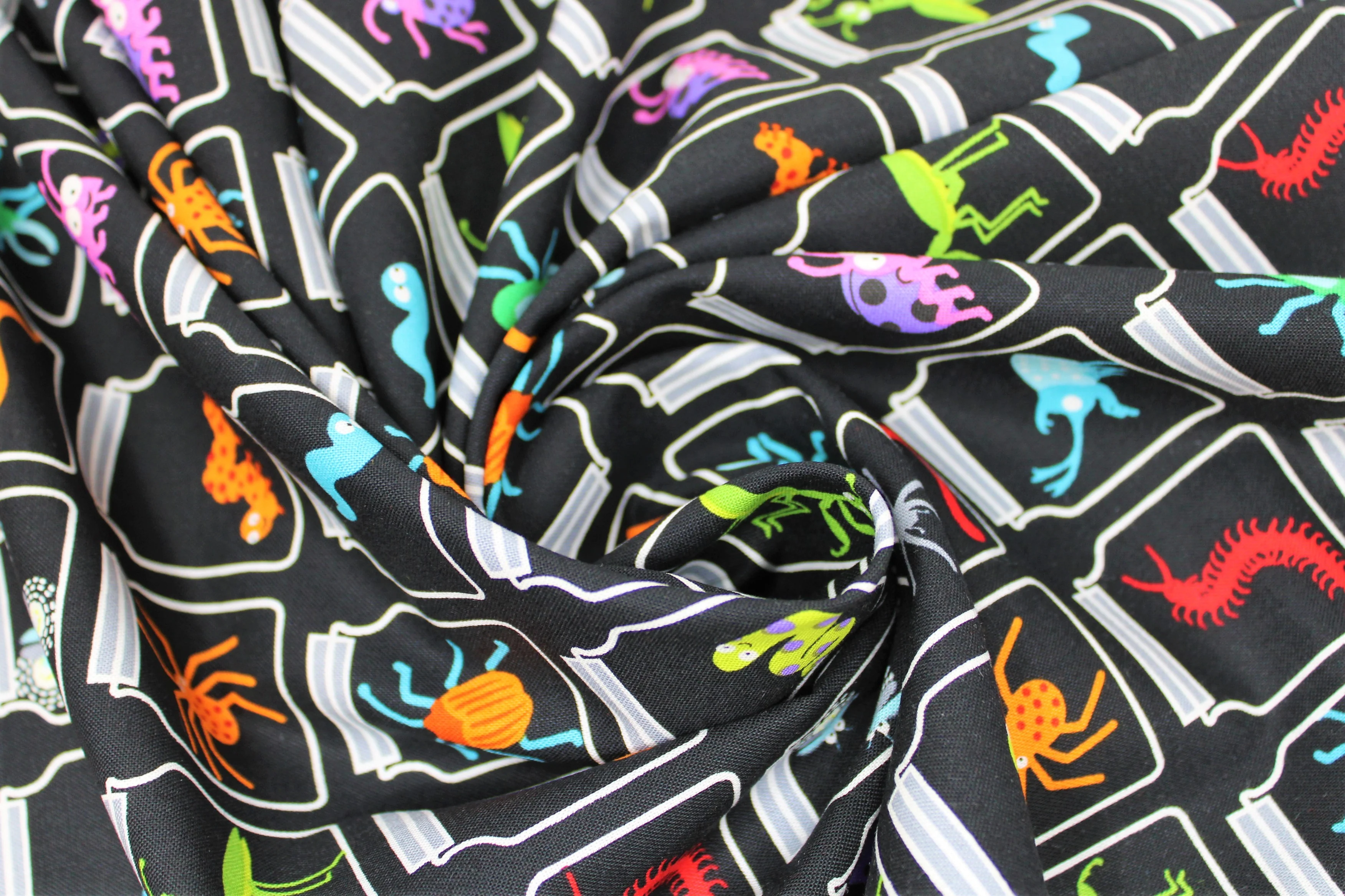 I'm Bugging Out - 45" - 100% Cotton - Image 13
