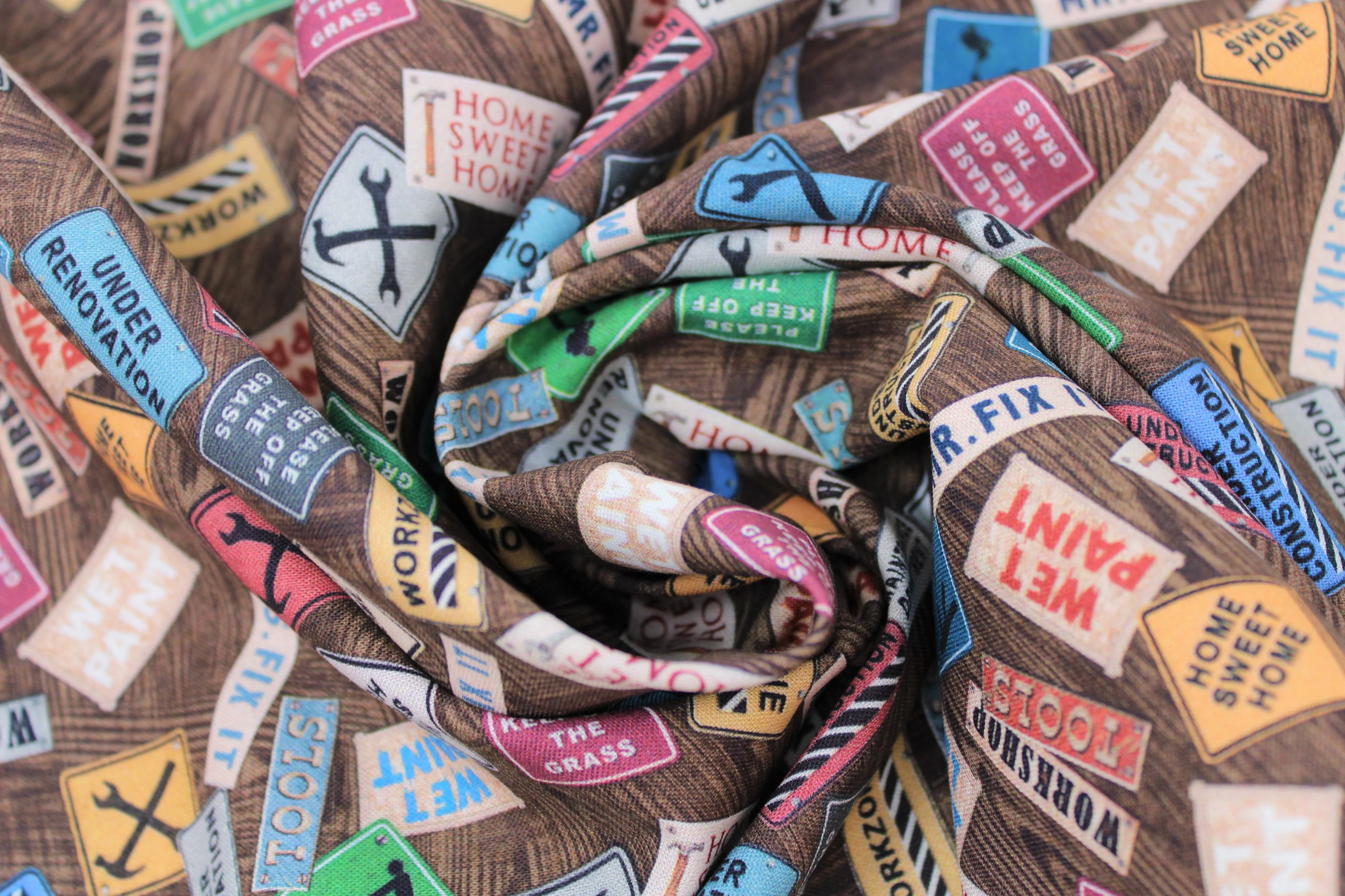 A Little Handy Novelteenies - 44/45" - 100% Cotton - Image 15