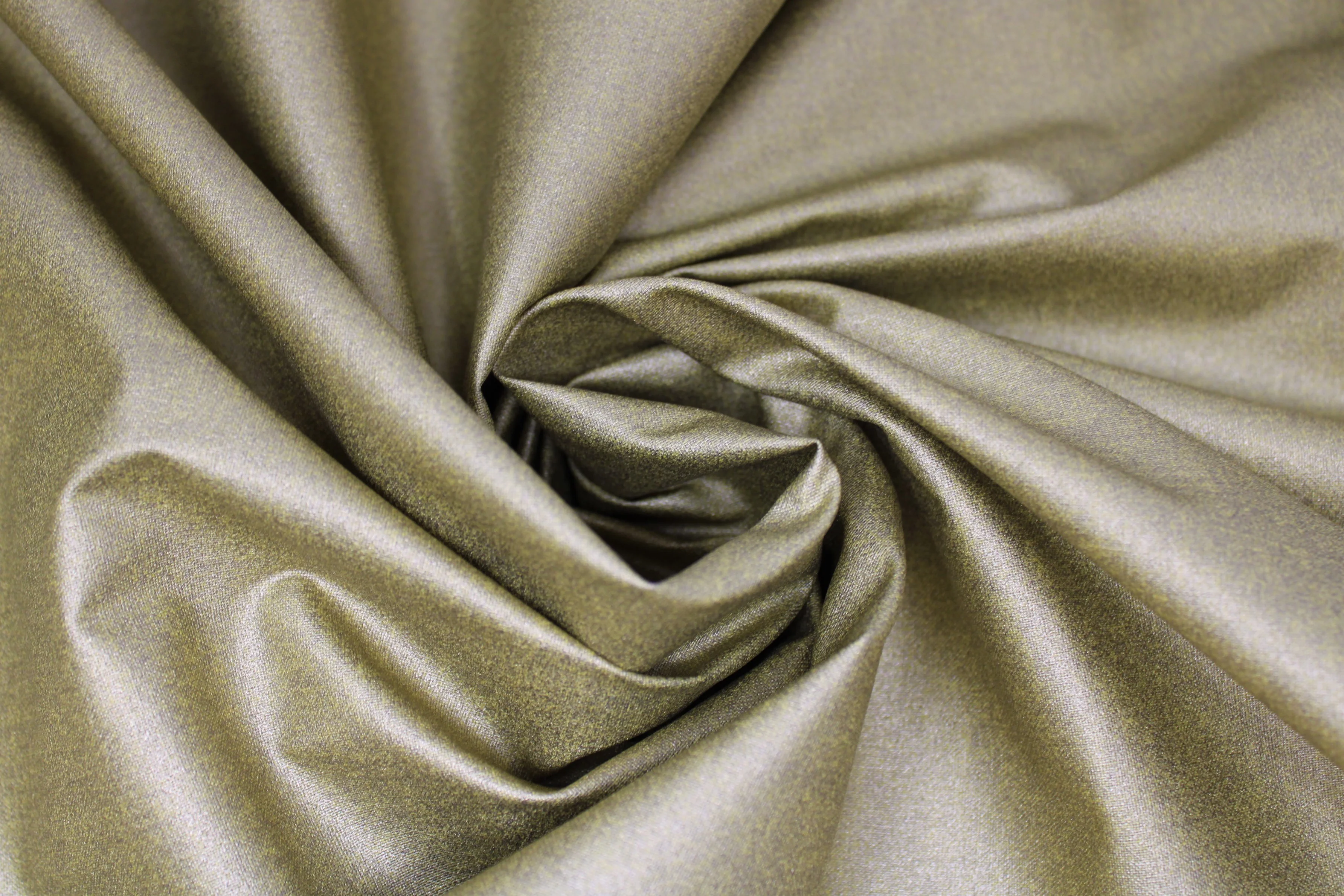 Metallic - 42/43" - 100% Cotton - Image 3