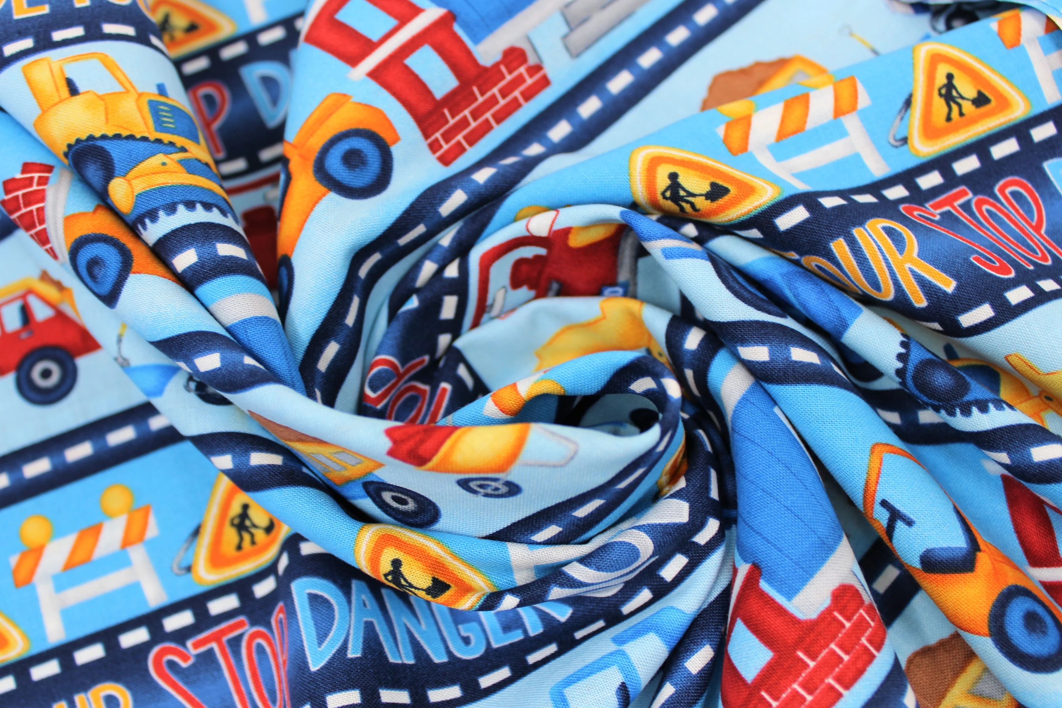 Under Construction - 45" - 100% Cotton - Image 7