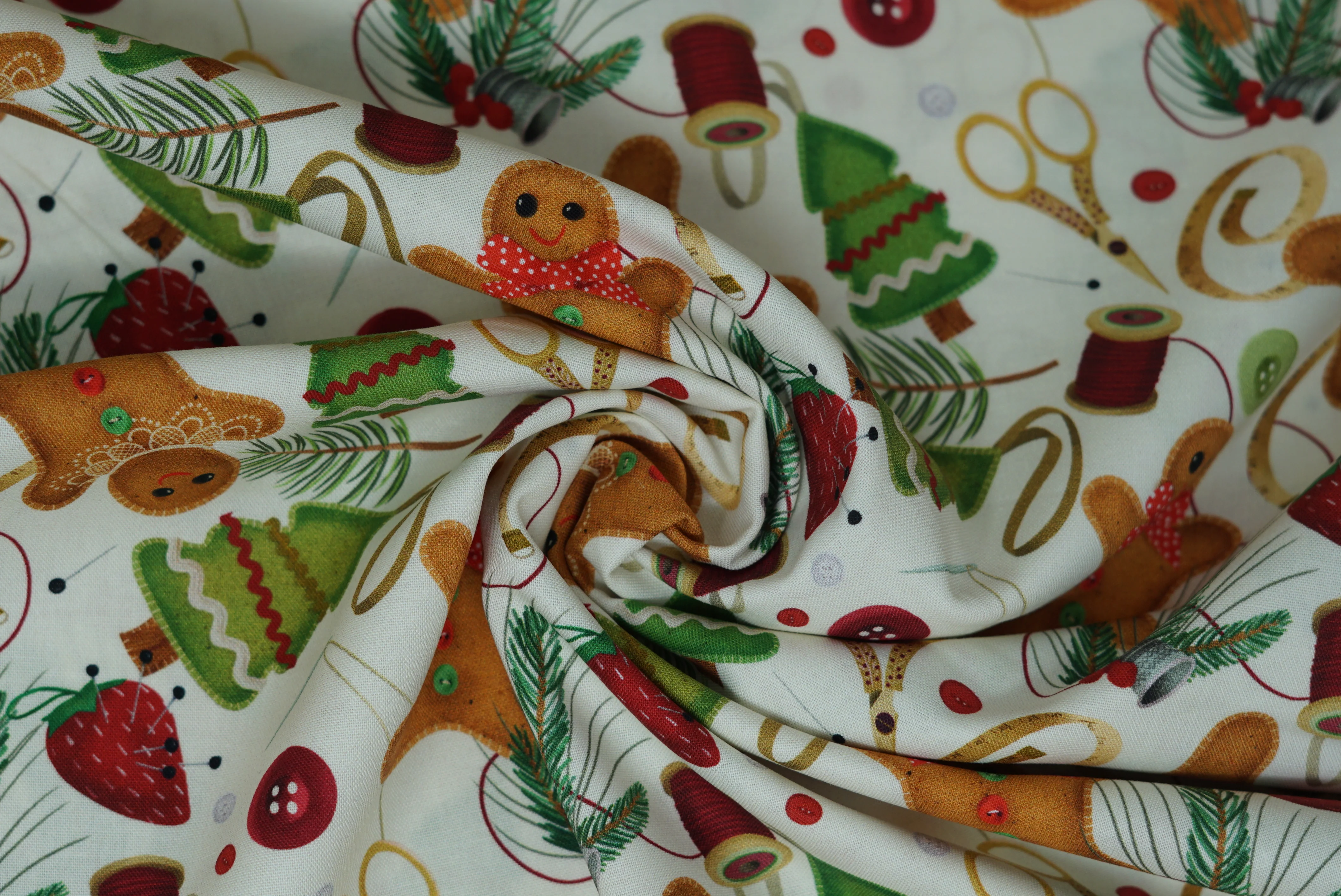 Happiness is Handmade - 44/45" - 100% Cotton - Image 7