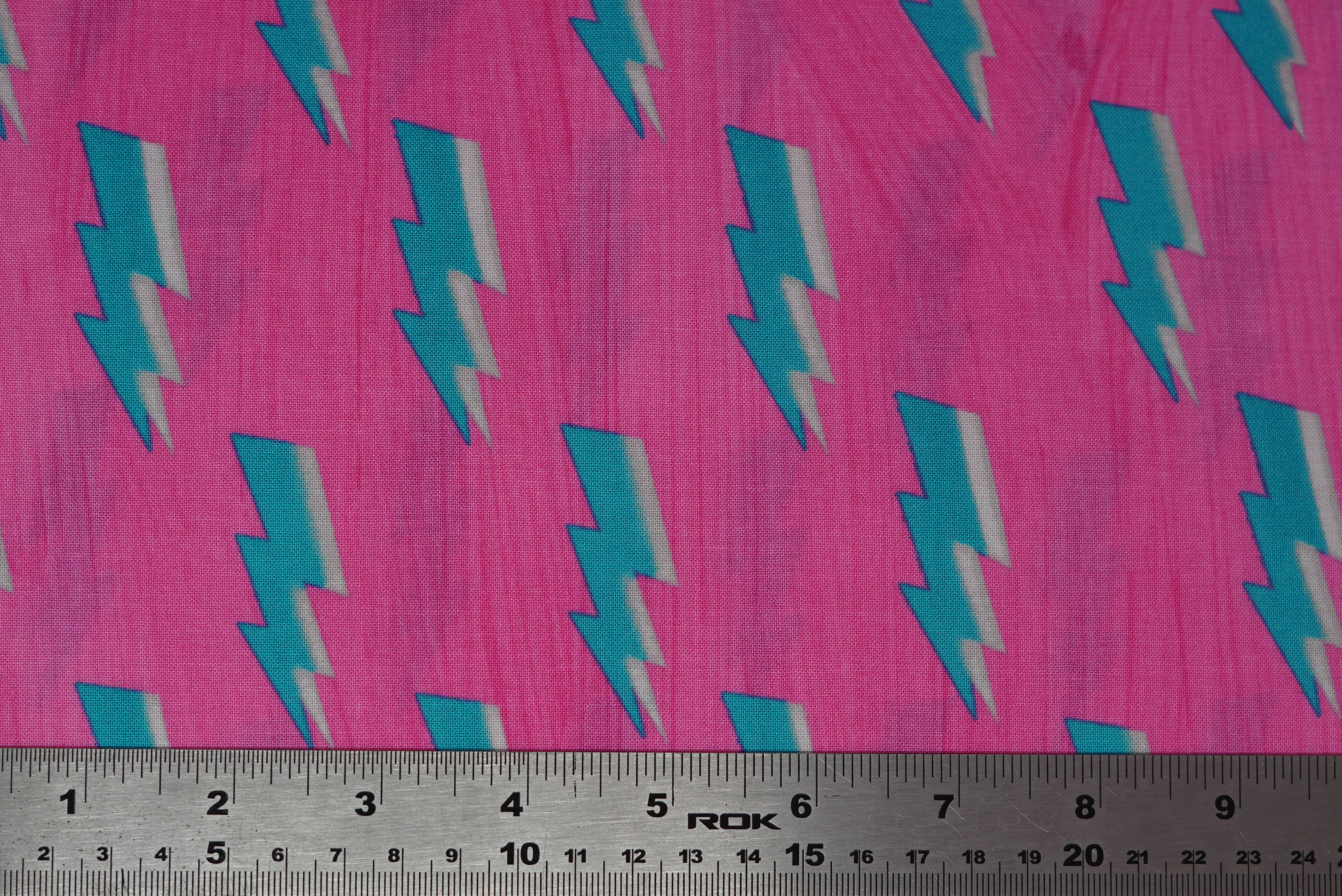 Happy - 44/45" - 100% Cotton - Image 3