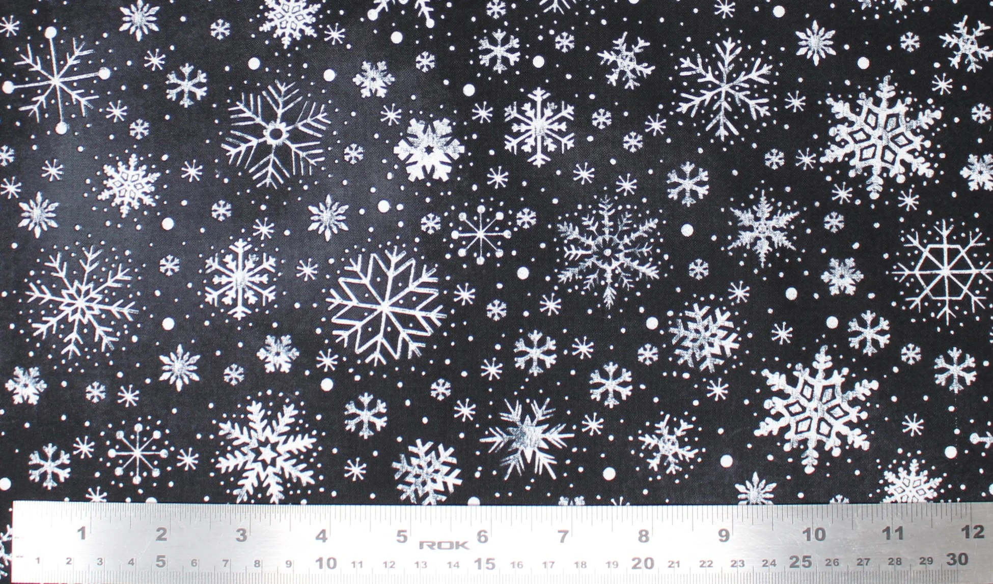 Peace, Joy & Love - 45'' - 100% cotton - Image 2