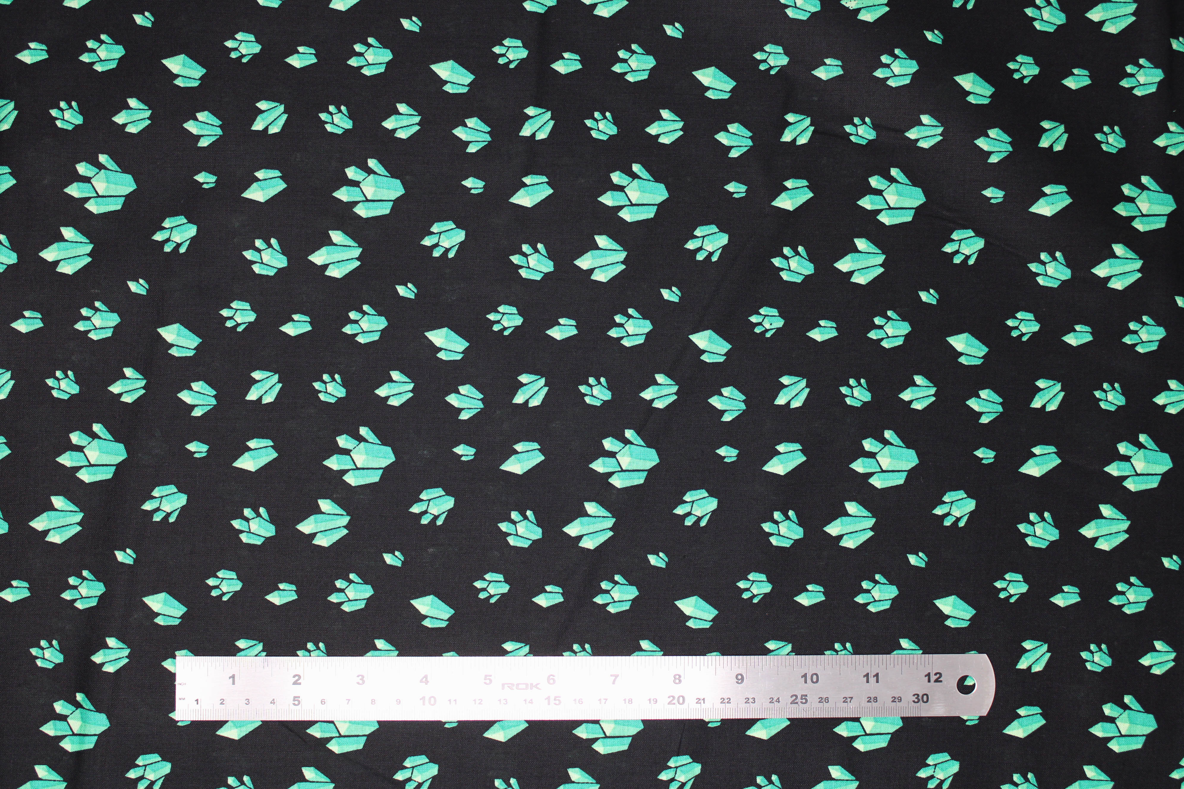 Crystals - 45" - 100% Cotton - Len's Mill prints - Image 2