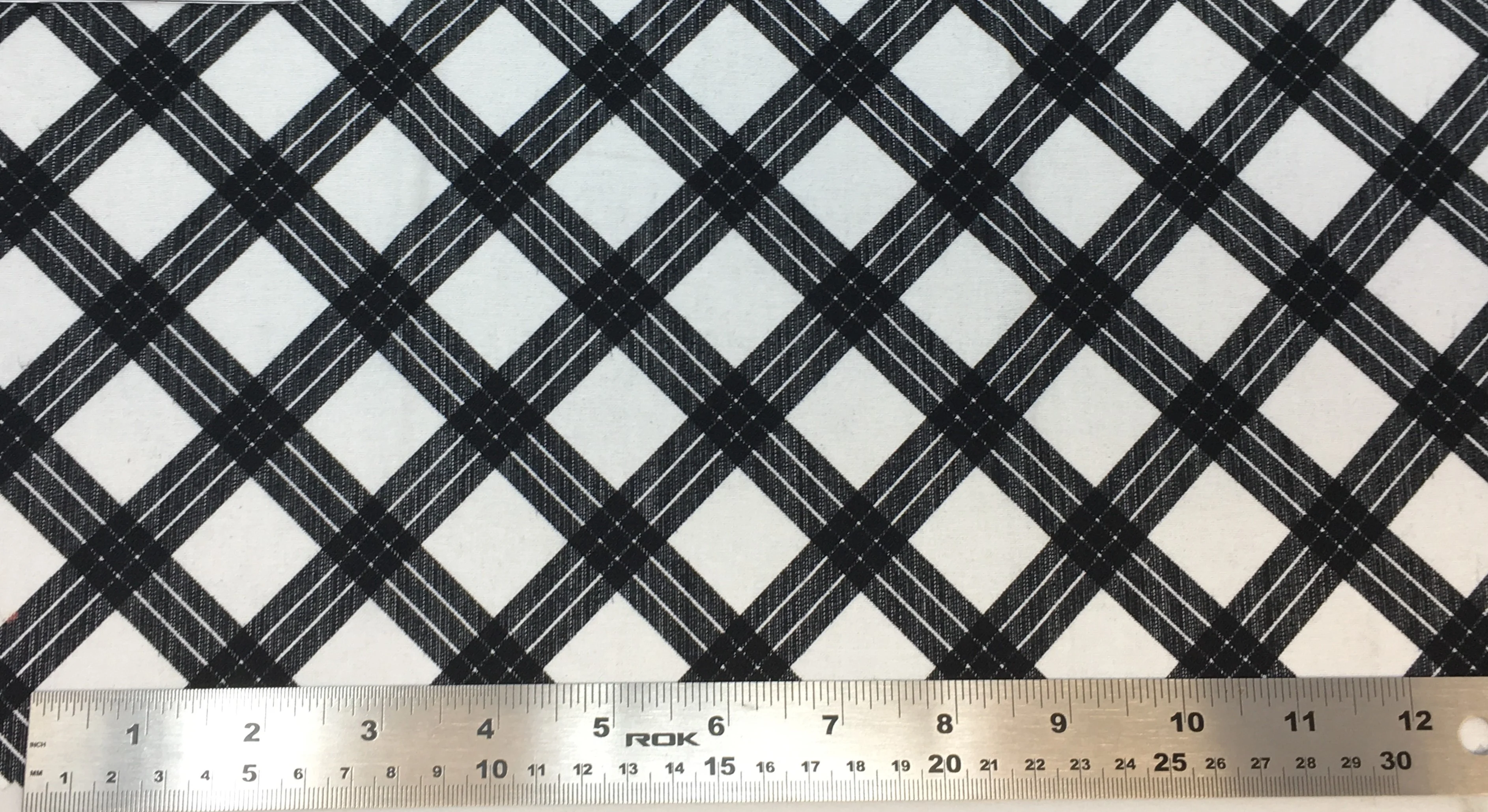 Diagonal Plaid - 45" - 100% Cotton - Len's Mill prints - Image 3