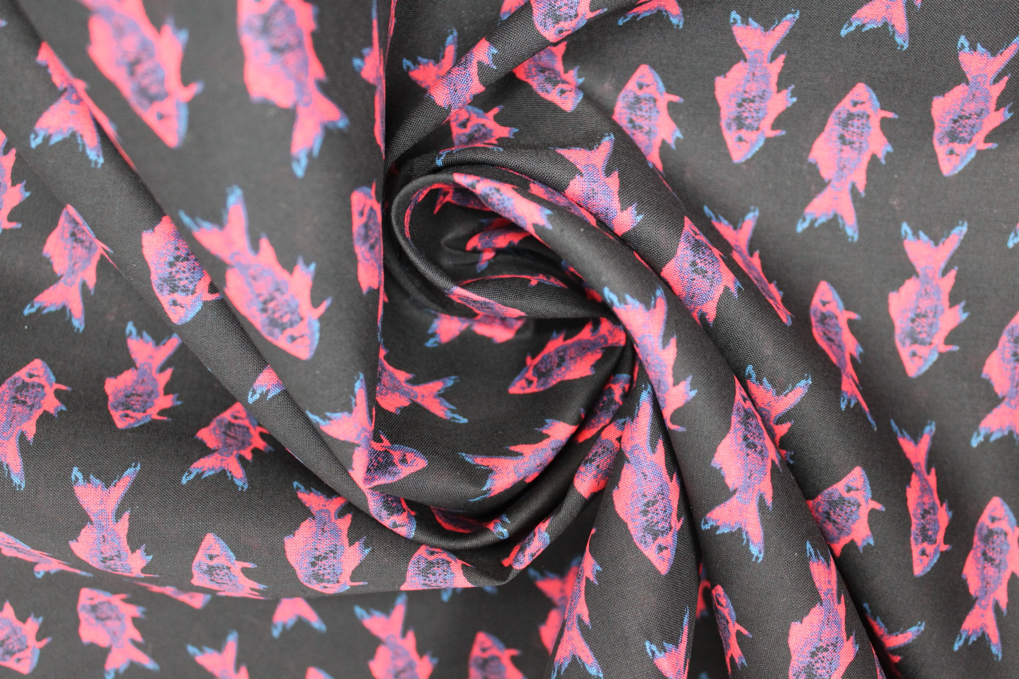 Fish - 45" - 100% Cotton - Len's Mill prints - Image 7