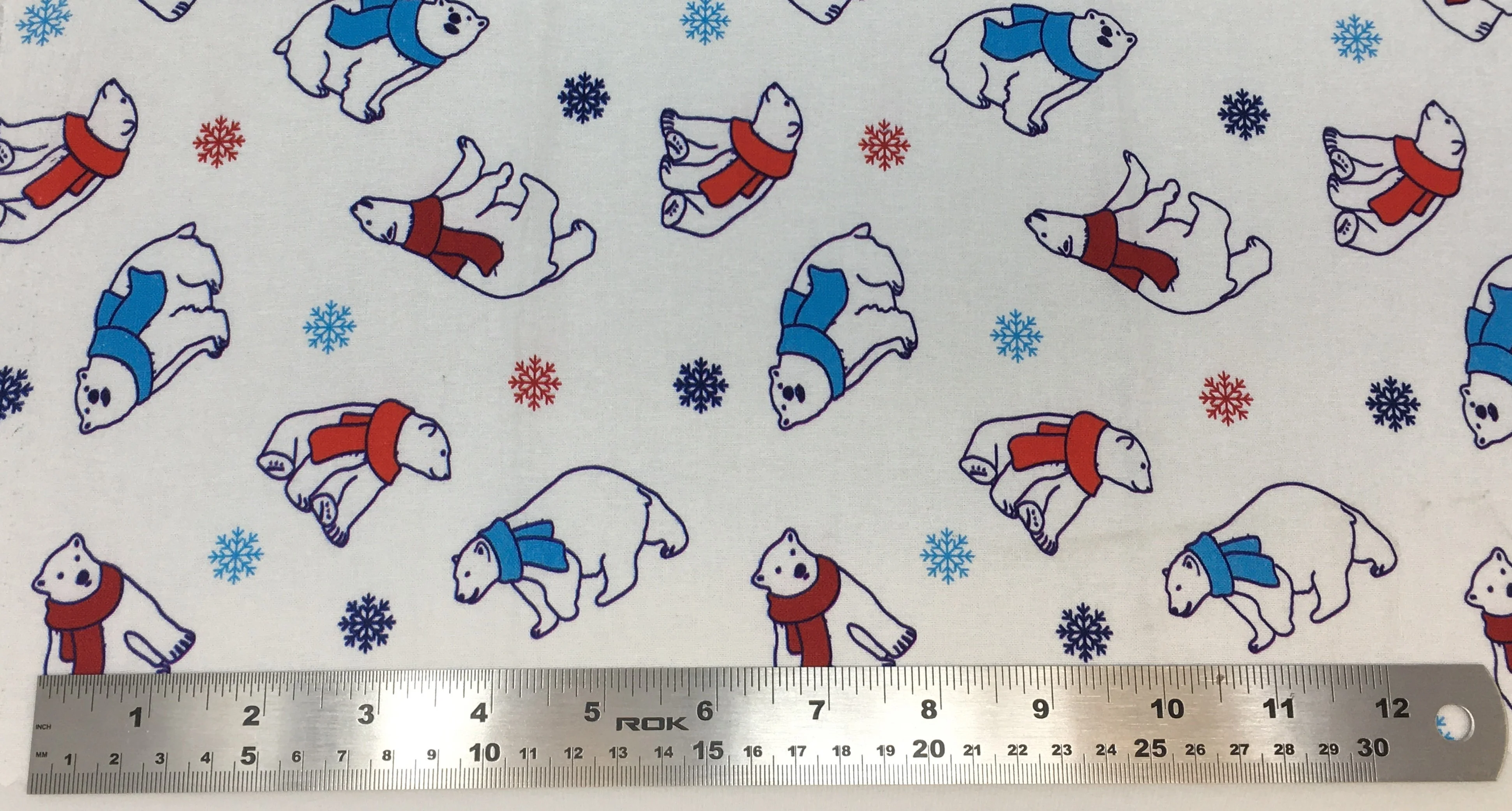 Polar Bear in Scarf - 45" - 100% Cotton - Len's Mill prints - Image 3