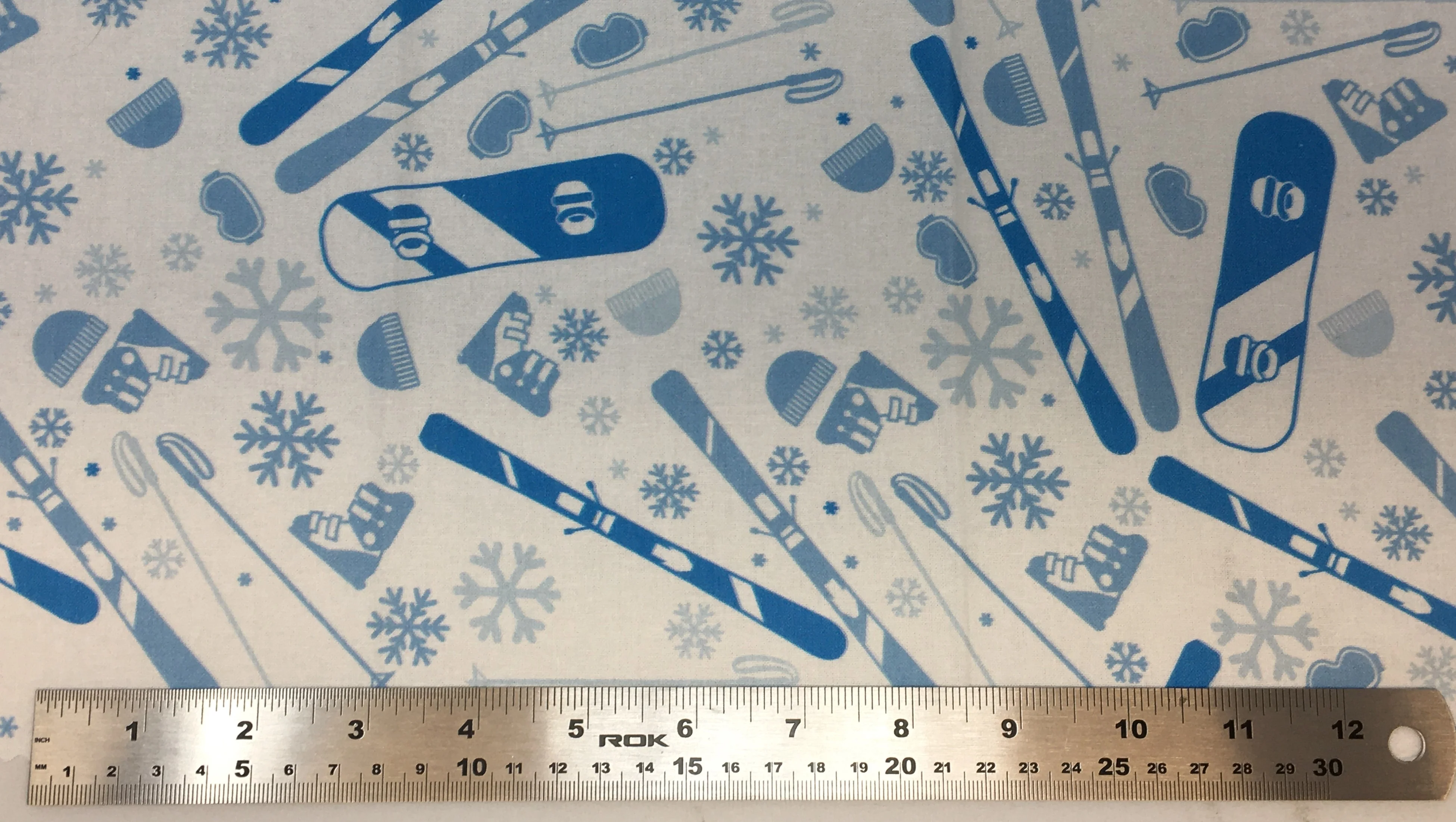 Ski Fun - 45" - 100% Cotton - Len's Mill prints - Image 4