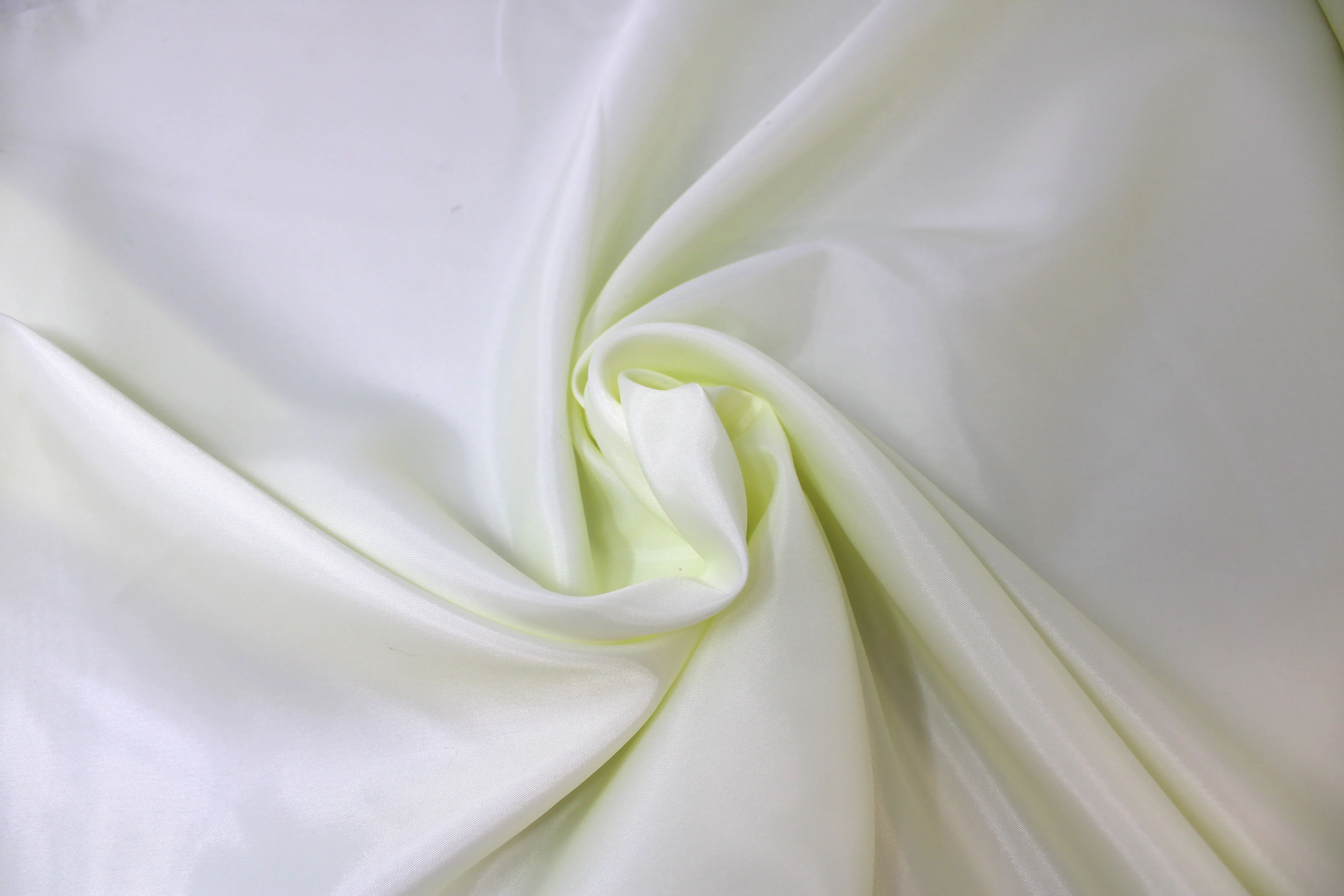 Satin Lining - 60" - 100% Polyester - Len's Mill - Image 3