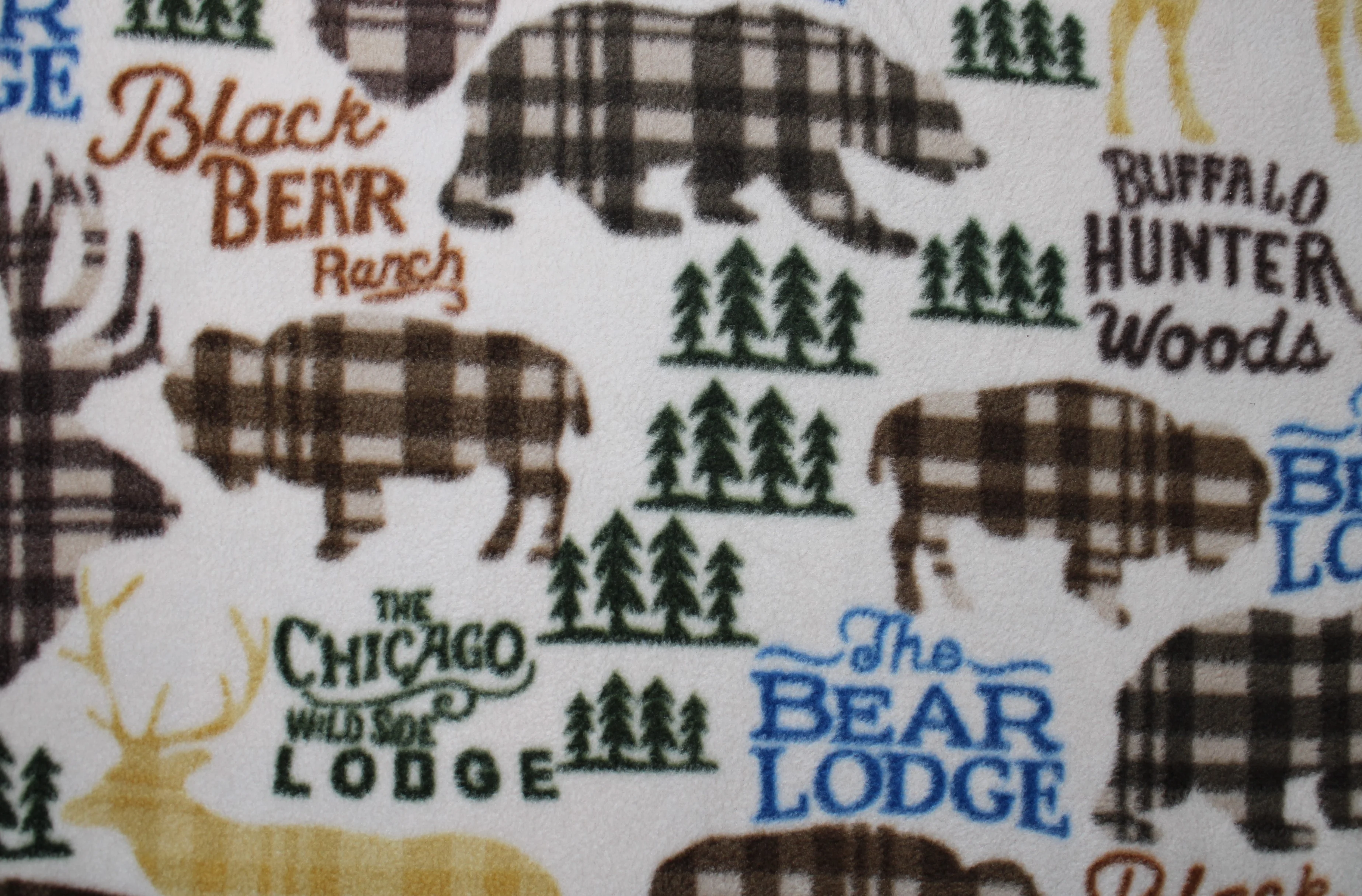 Autumn Animal Script Fleece Print - 60" - 100% polyester - Image 2