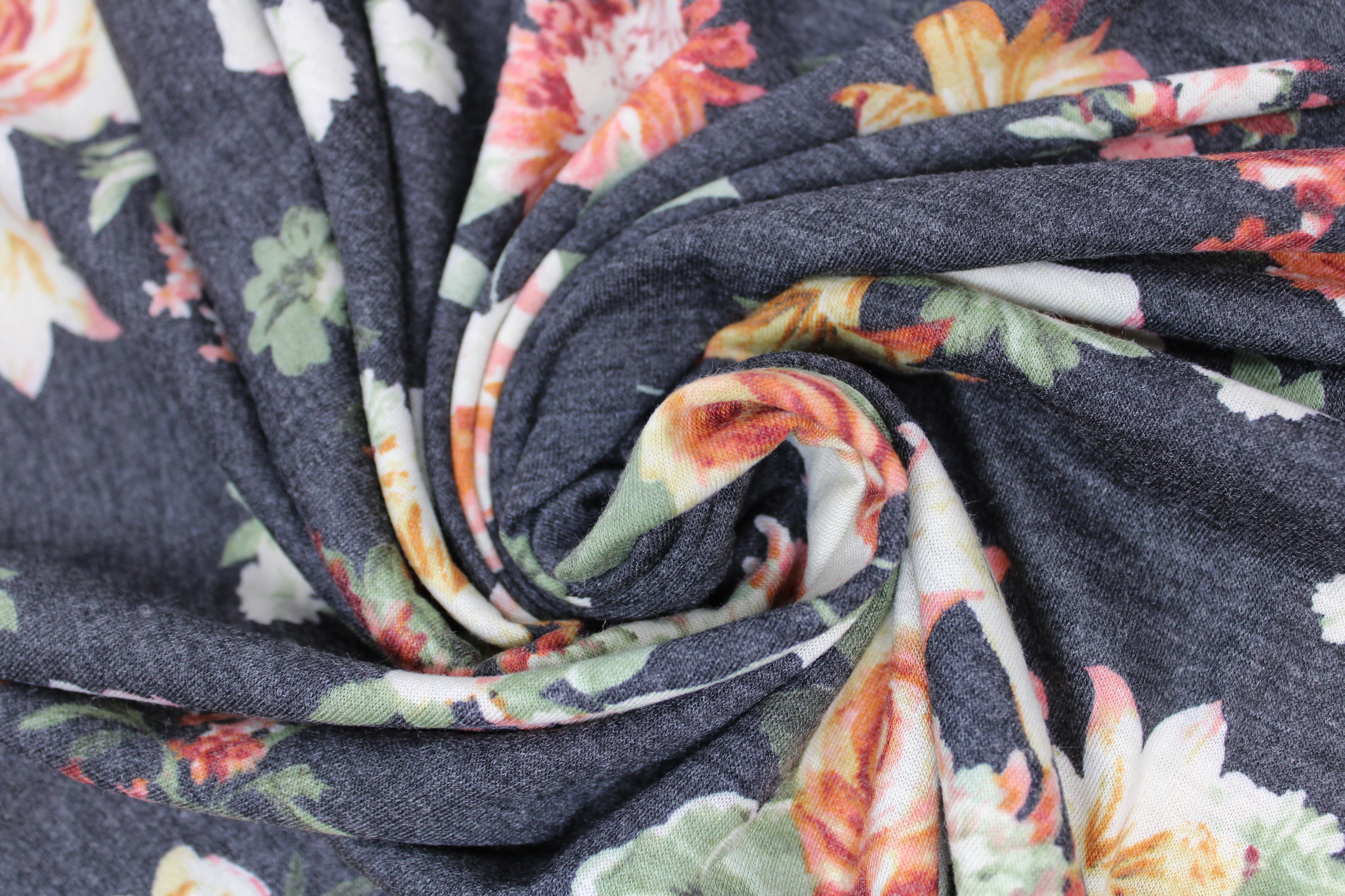 Roses Jersey Knit - 60" - Polyester Blend - Image 5