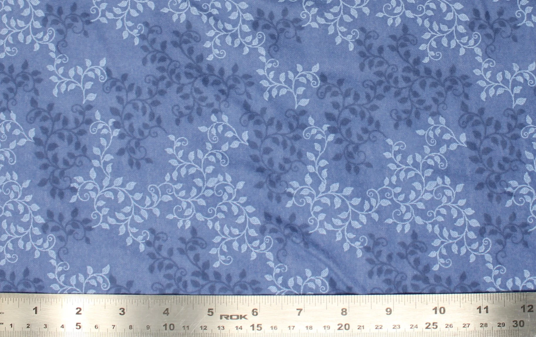 Leaves - 108" - 100% cotton flannel - Image 9