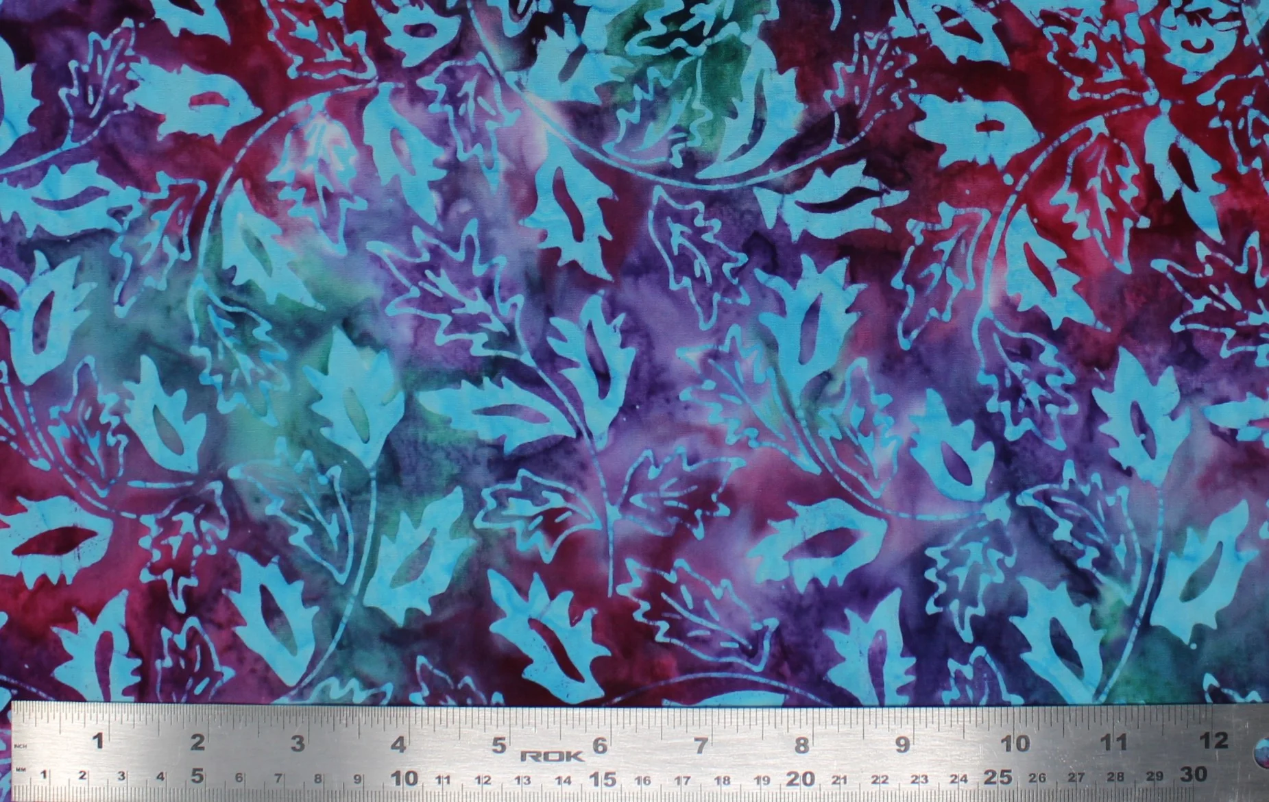 Banyan Batiks: Makisu - 44'' - 100% cotton batik - Image 3