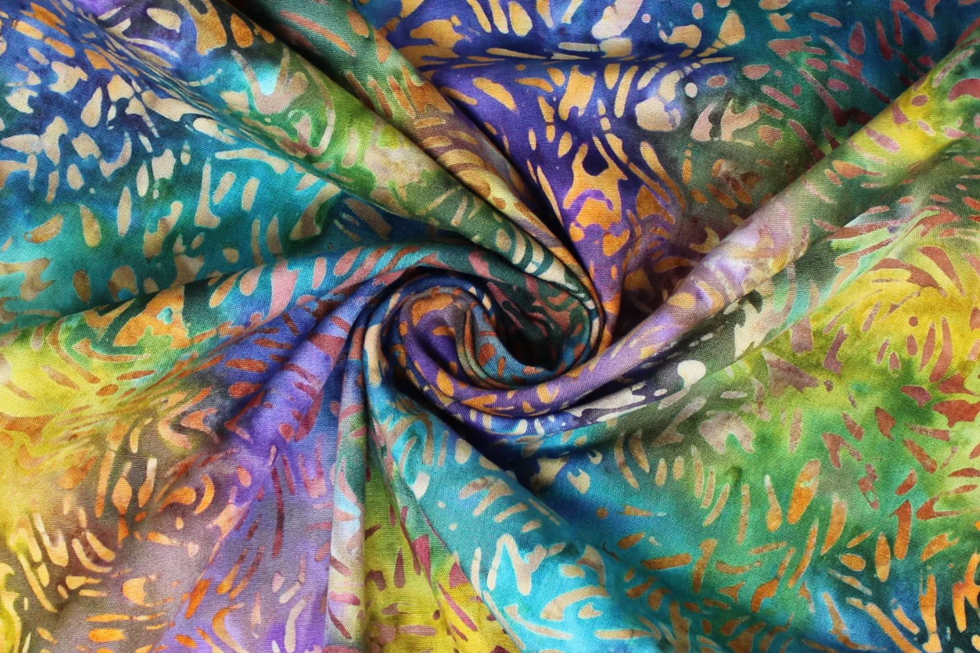 Banyan BFFs - 44" - 100% cotton batik - Image 10