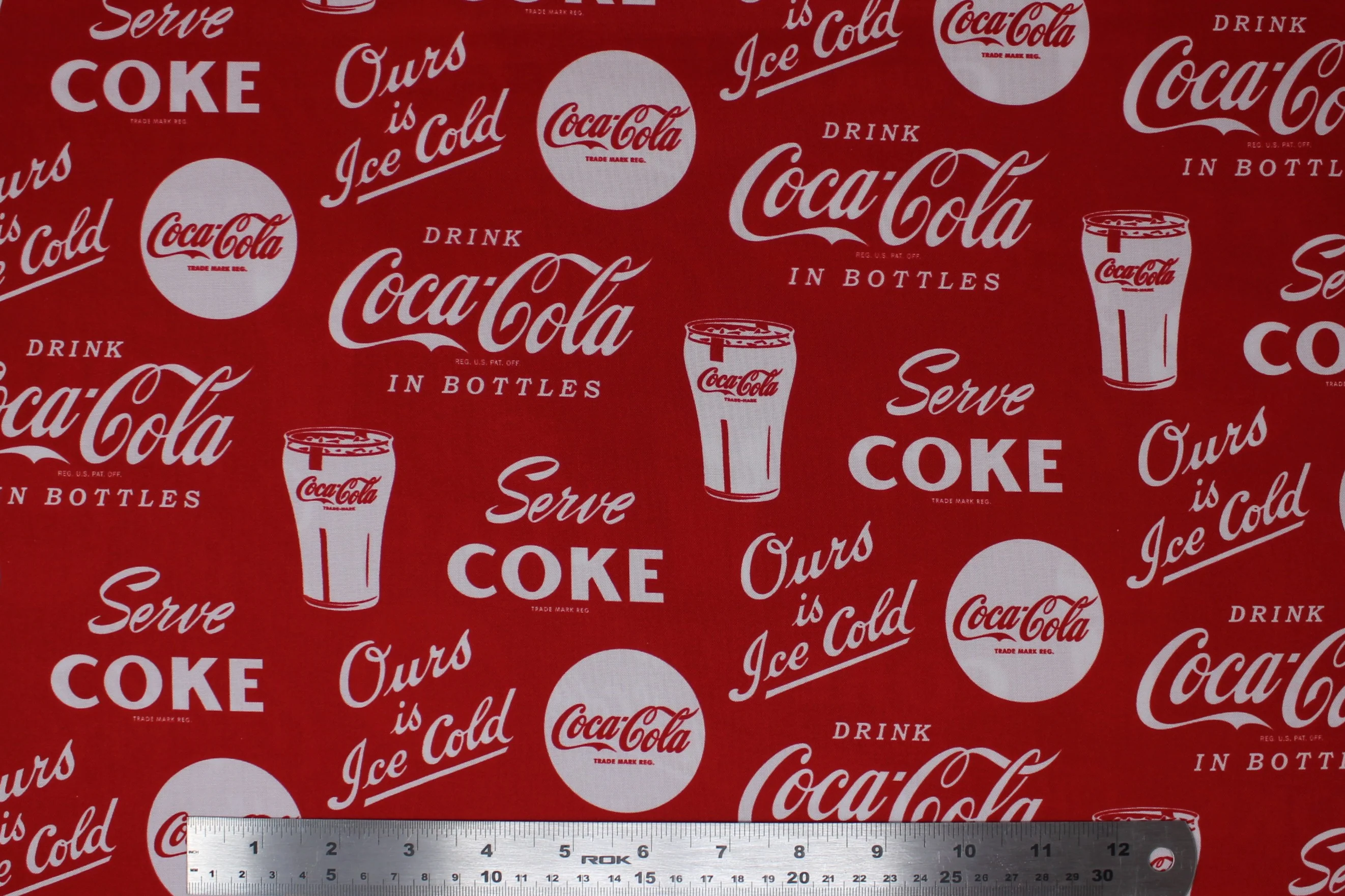 Coca Cola - 44/45" - 100% cotton - Image 10