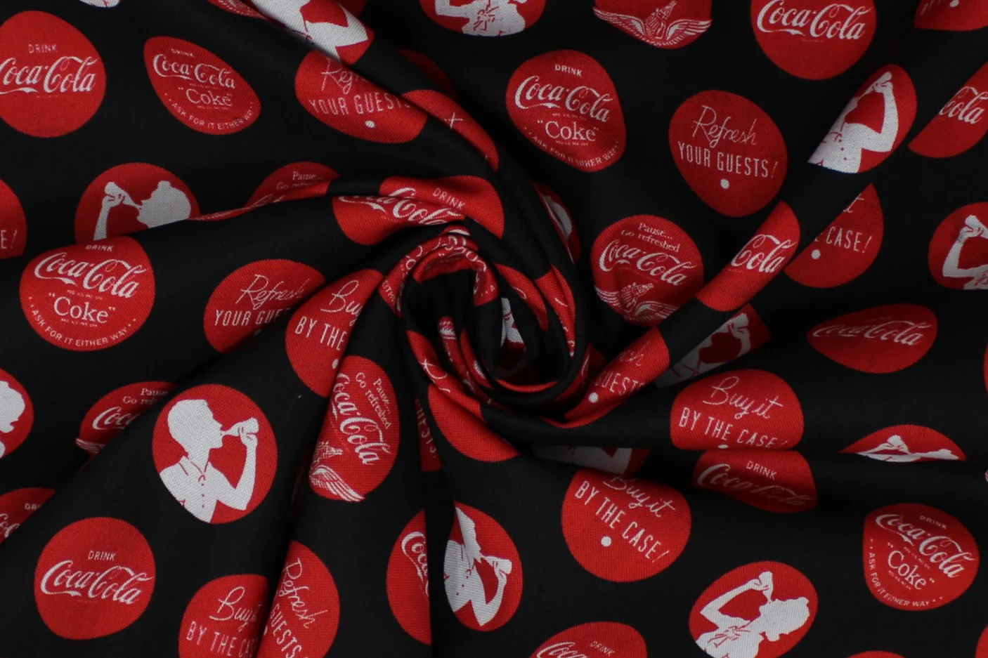 Coca Cola - 44/45" - 100% cotton - Image 7