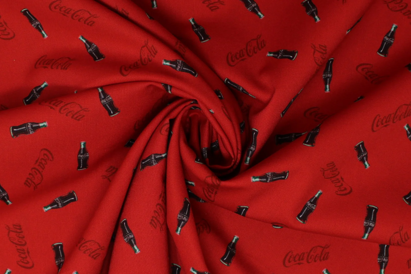 Coca Cola - 44/45" - 100% cotton - Image 9