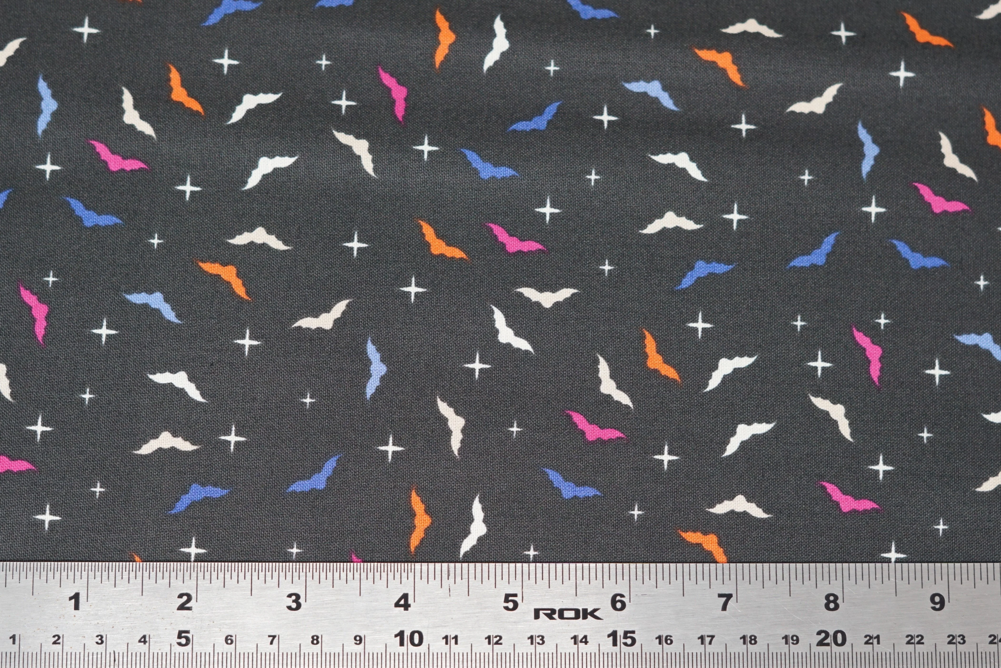 Ghost Town - 44/45" - 100% Cotton - Image 6
