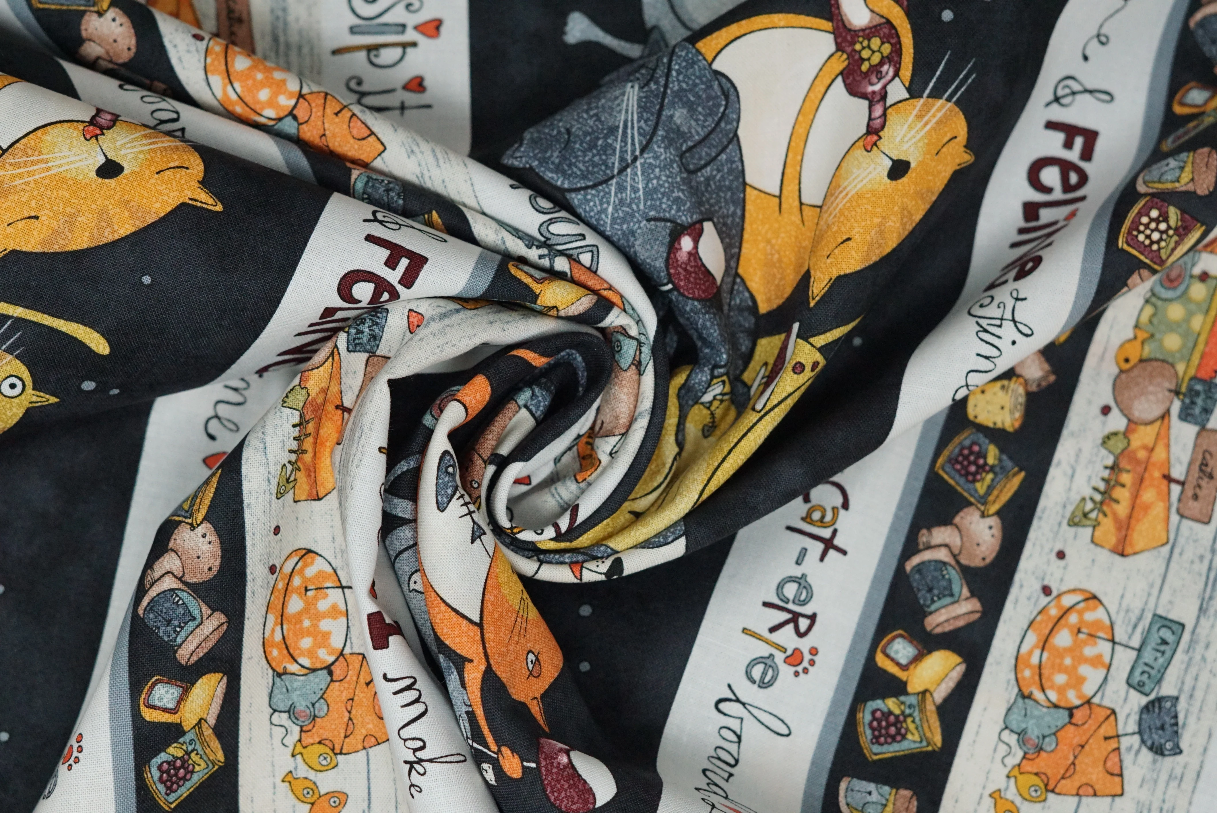 Whiskers & Wine - 44/45" - 100% Cotton - Image 4