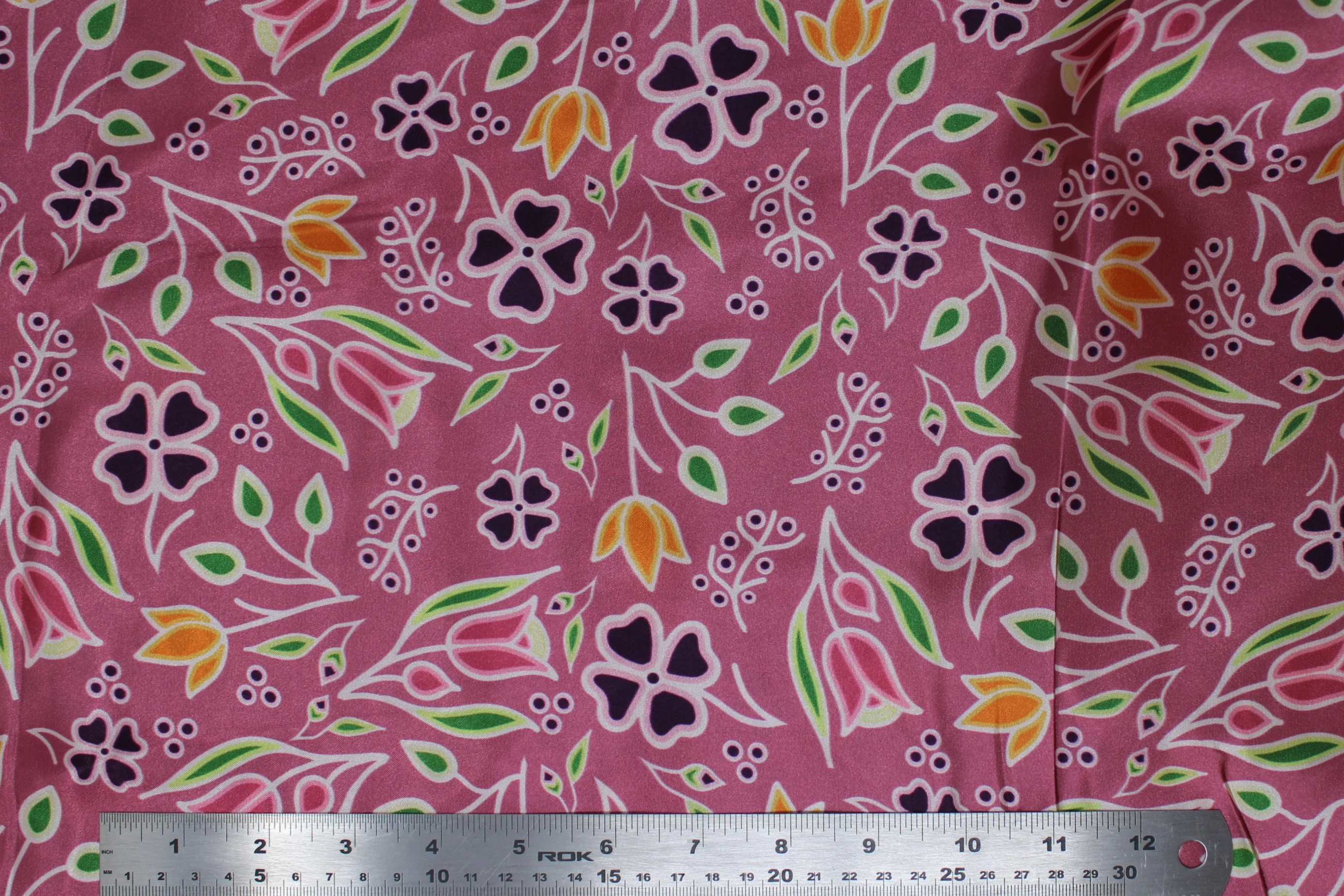 Renata Meconse Collection - 58" - Polyester Blend - Floral Satin - Image 2