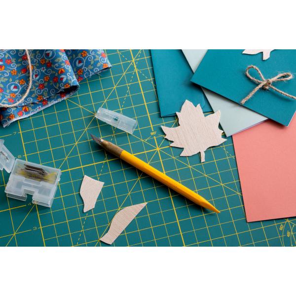 Designer Graphic Art Knife with 30 Blades - OLFA - Image 2