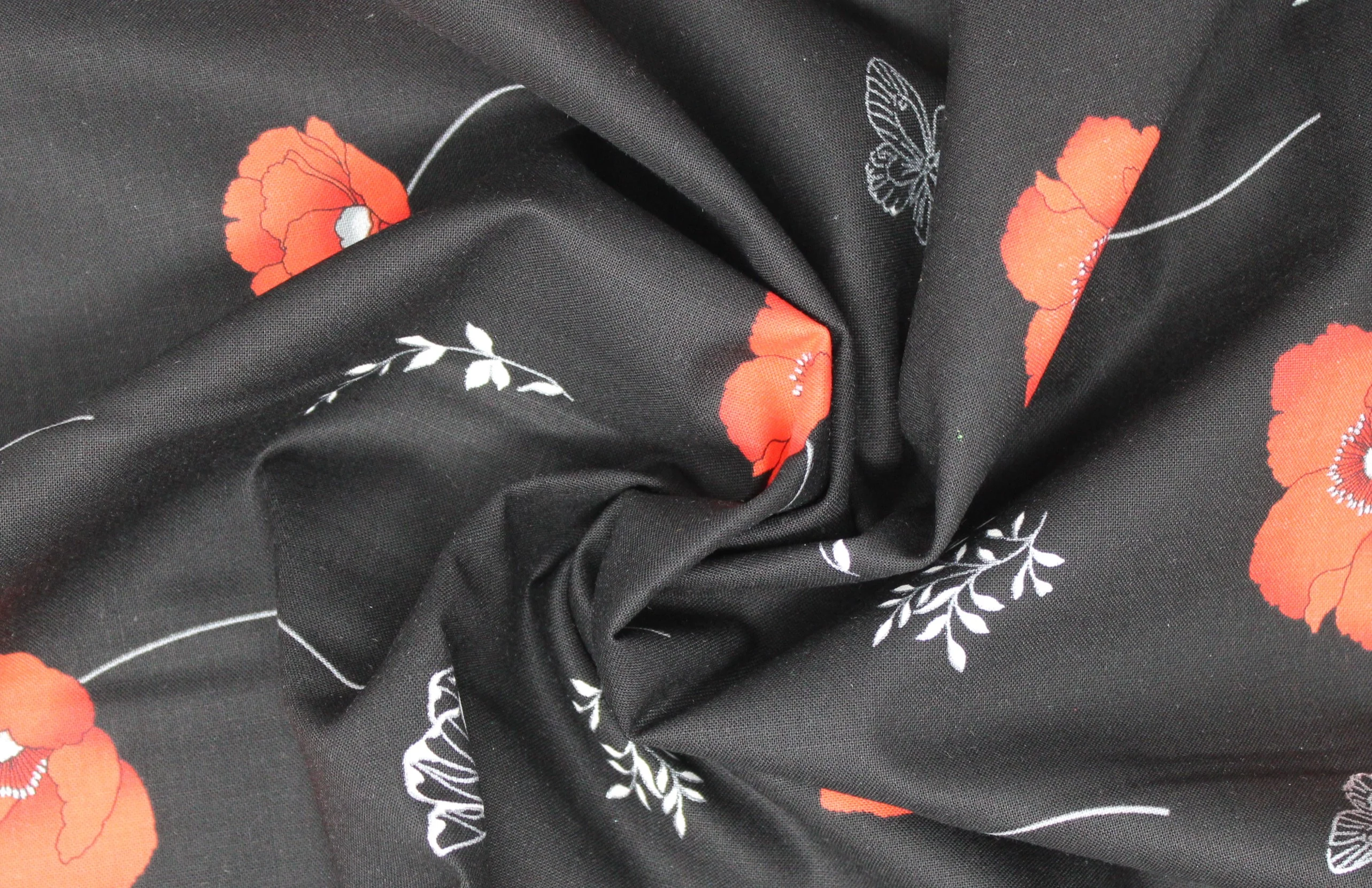 Poppy Promenade - 45" - 100% Cotton - Image 4