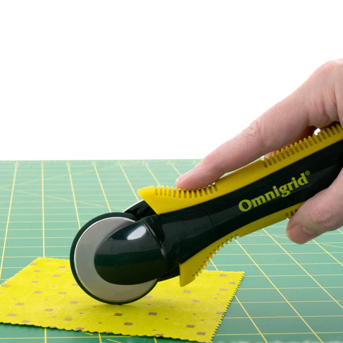 Rotary Cutter Replacement Blades - 45mm - Omnigrid - Image 7