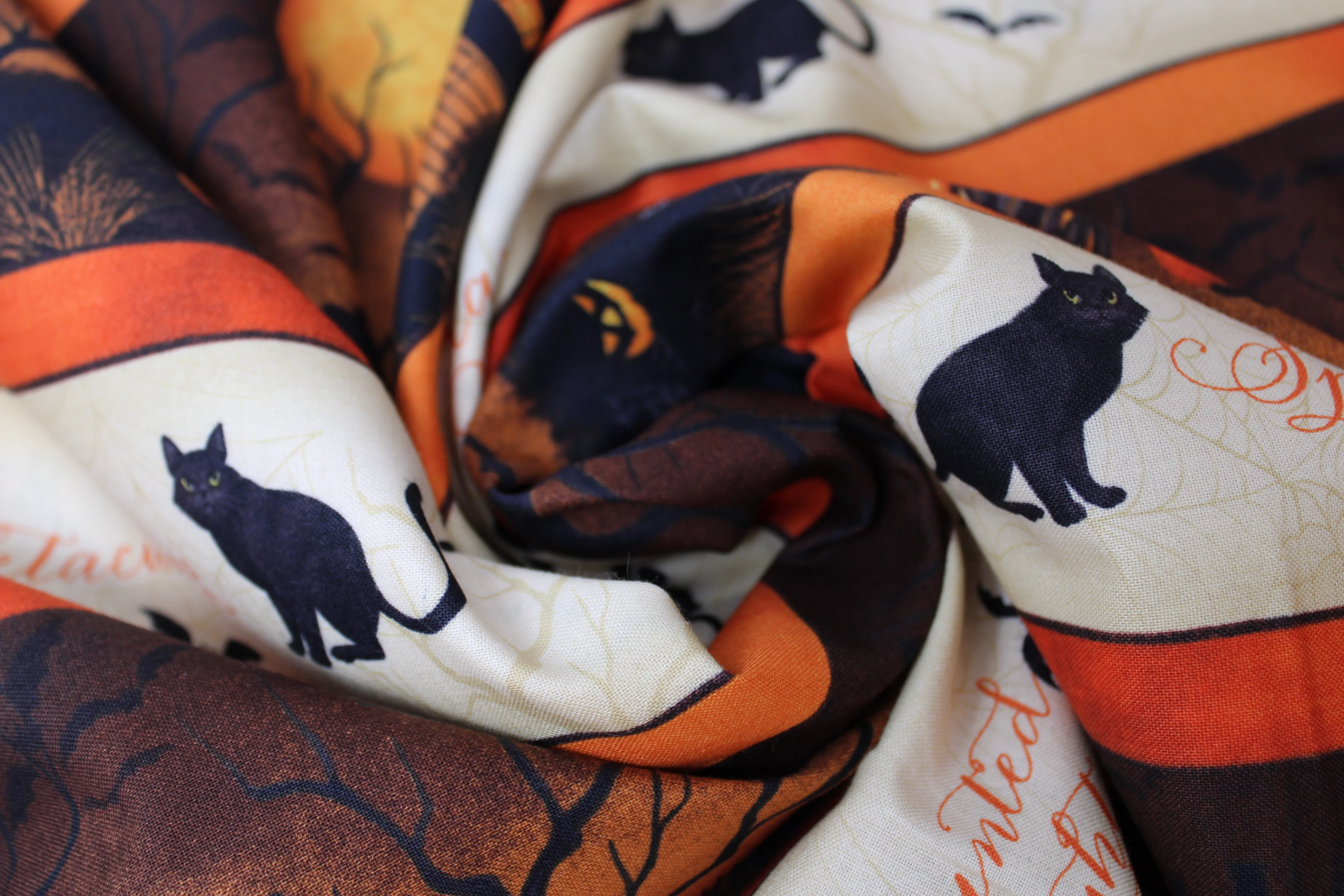 Halloween Prints - 45" - 100% Cotton - Image 16