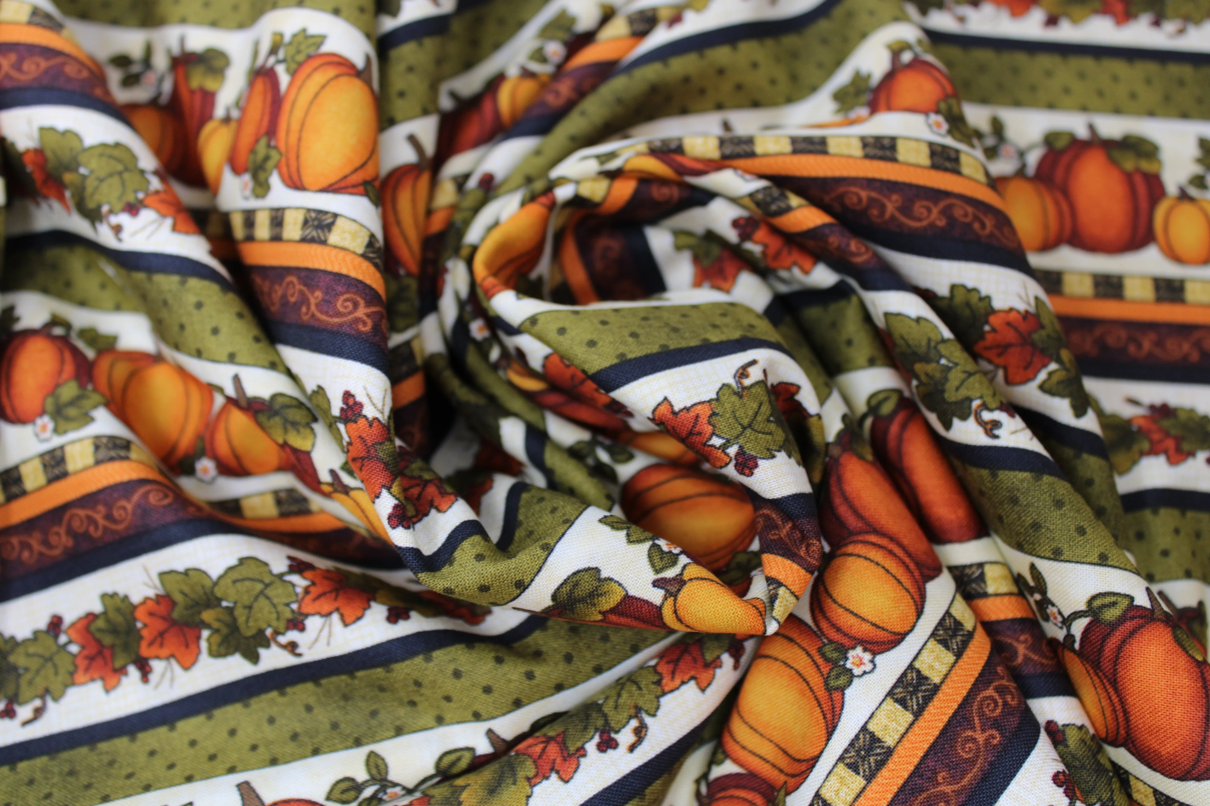 Halloween Prints - 45" - 100% Cotton - Image 20